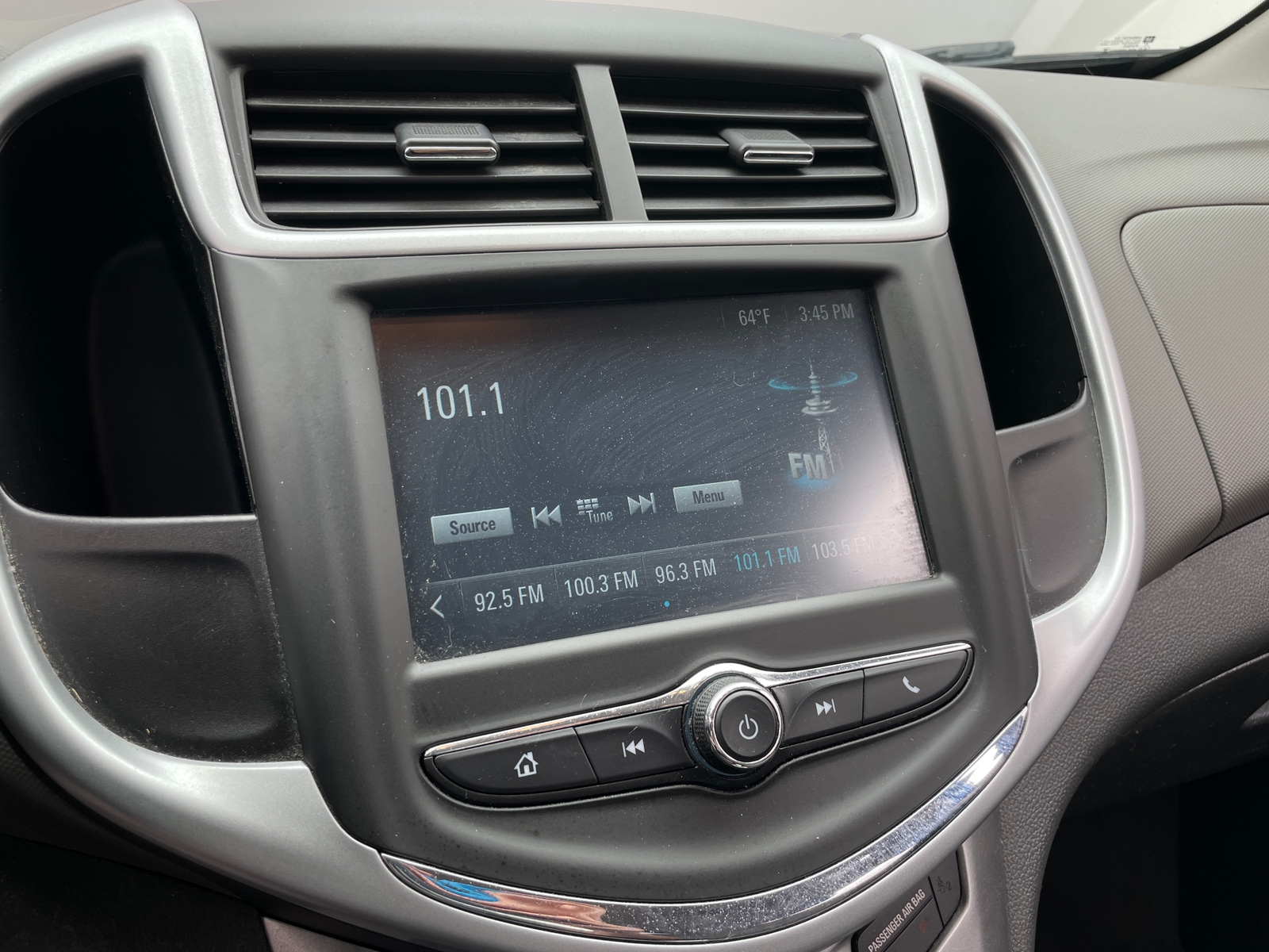 Thumbnail: 2017 Chevrolet Sonic - 4
