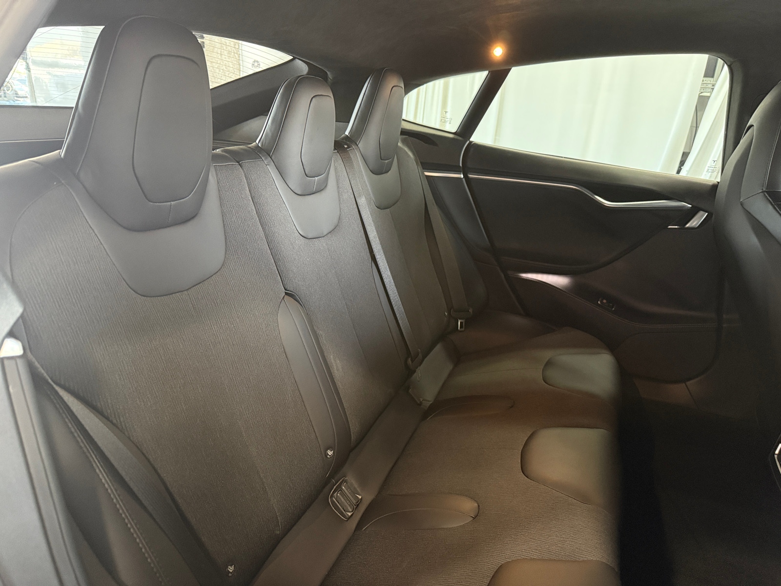 Thumbnail: 2016 Tesla Model S - 4