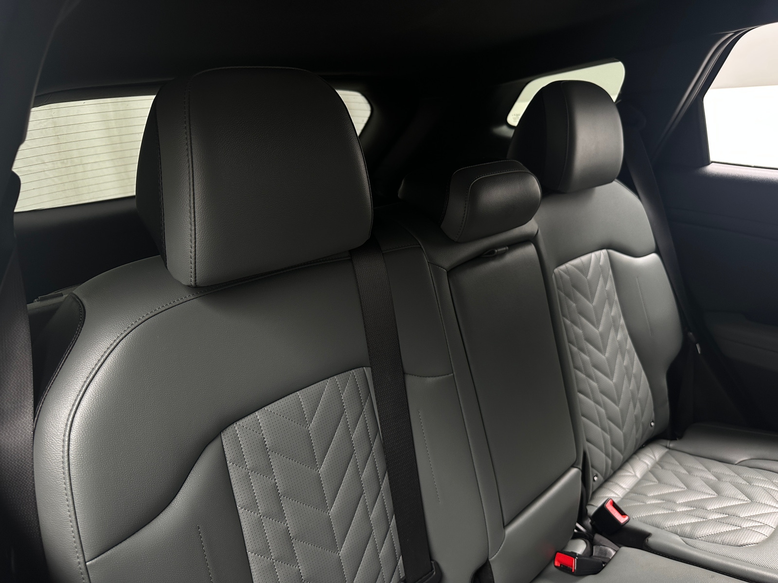 Thumbnail: 2023 Kia Sportage - 5