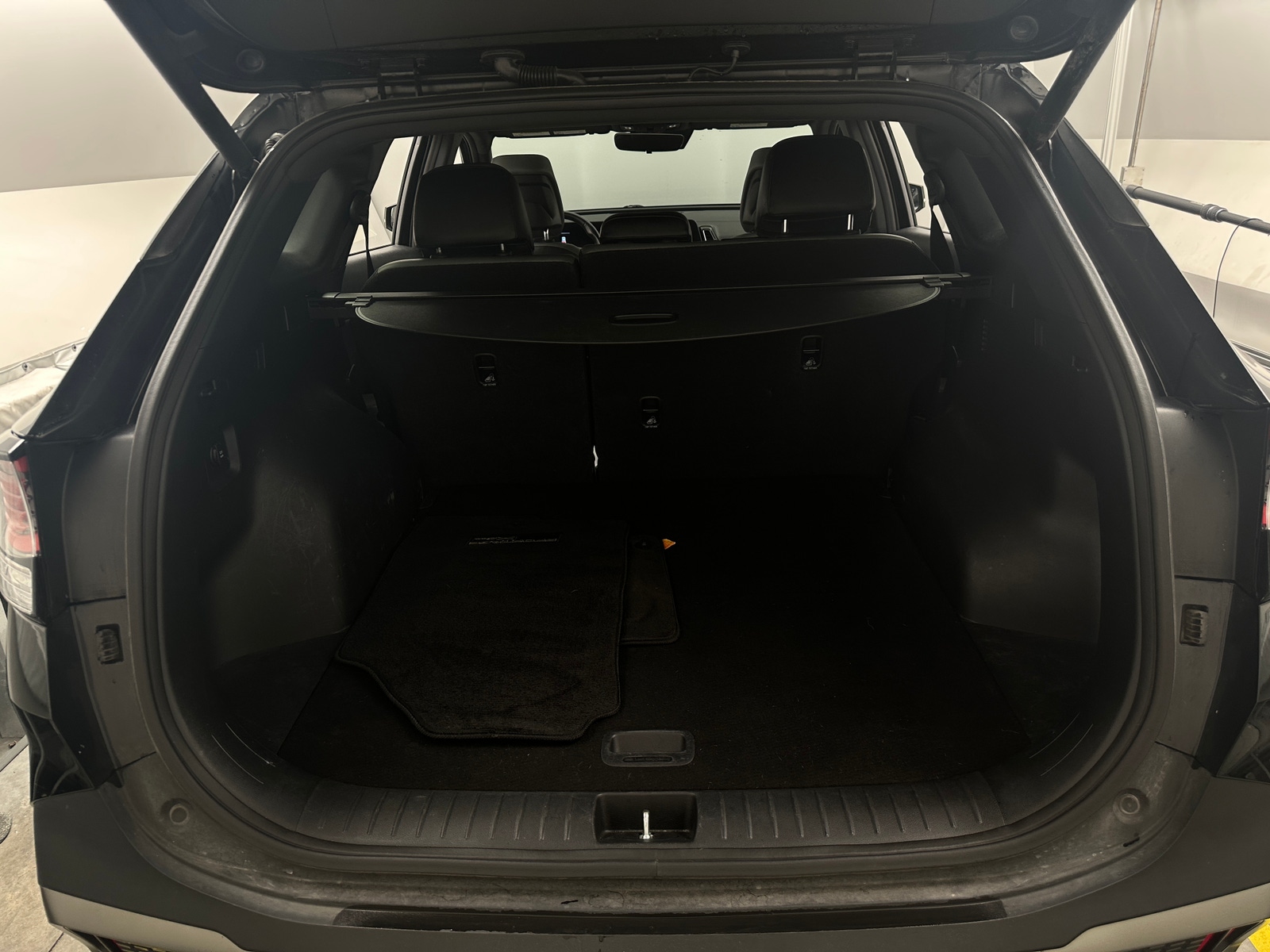 Thumbnail: 2023 Kia Sportage - 6