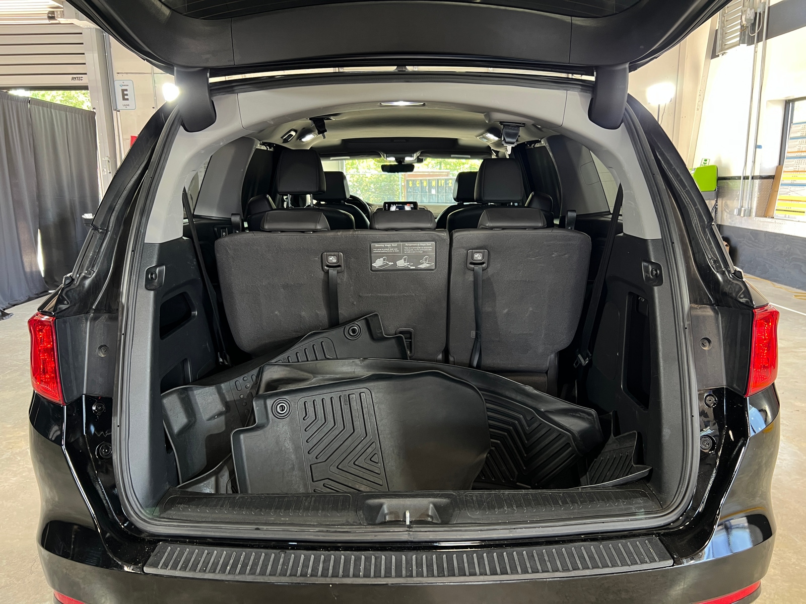 Thumbnail: 2019 Honda Odyssey - 6