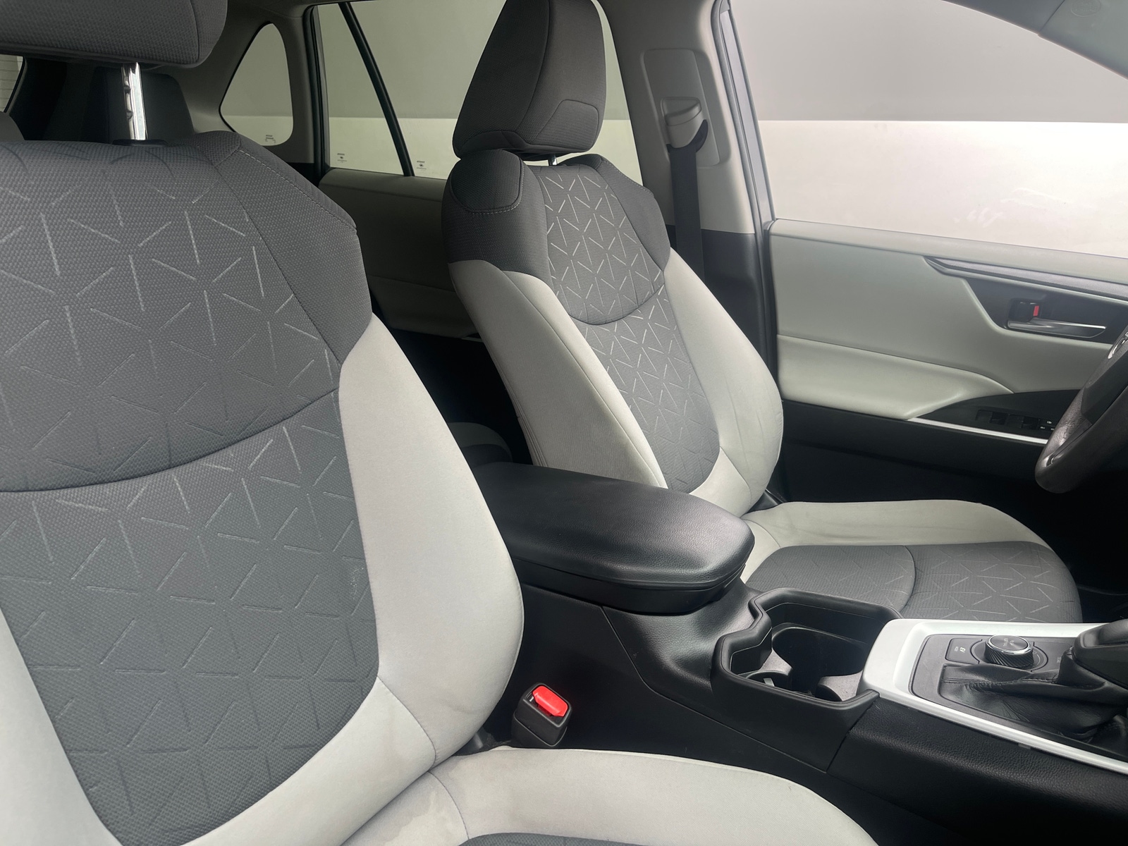 Thumbnail: 2021 Toyota RAV4 - 2