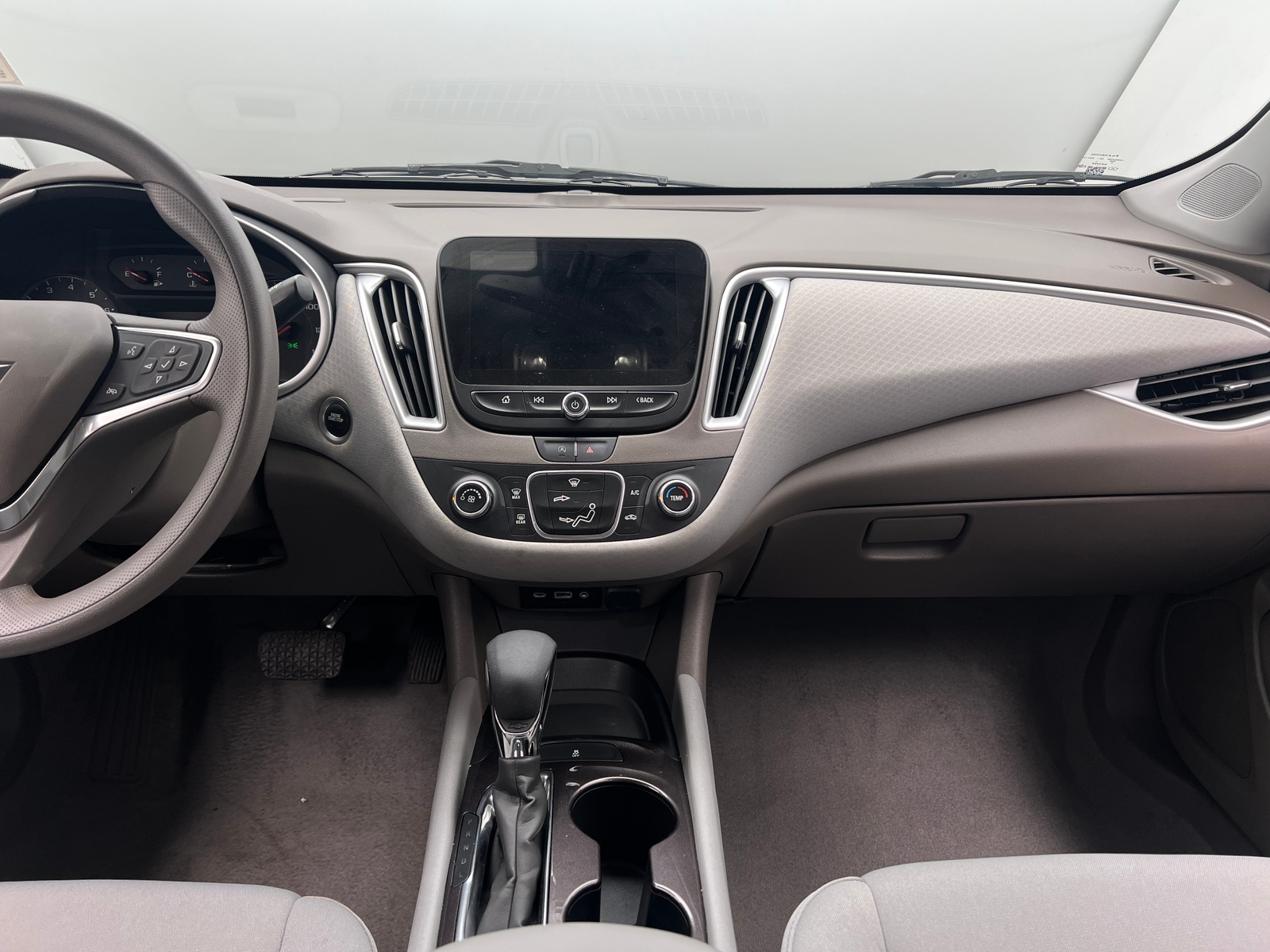Thumbnail: 2023 Chevrolet Malibu - 3