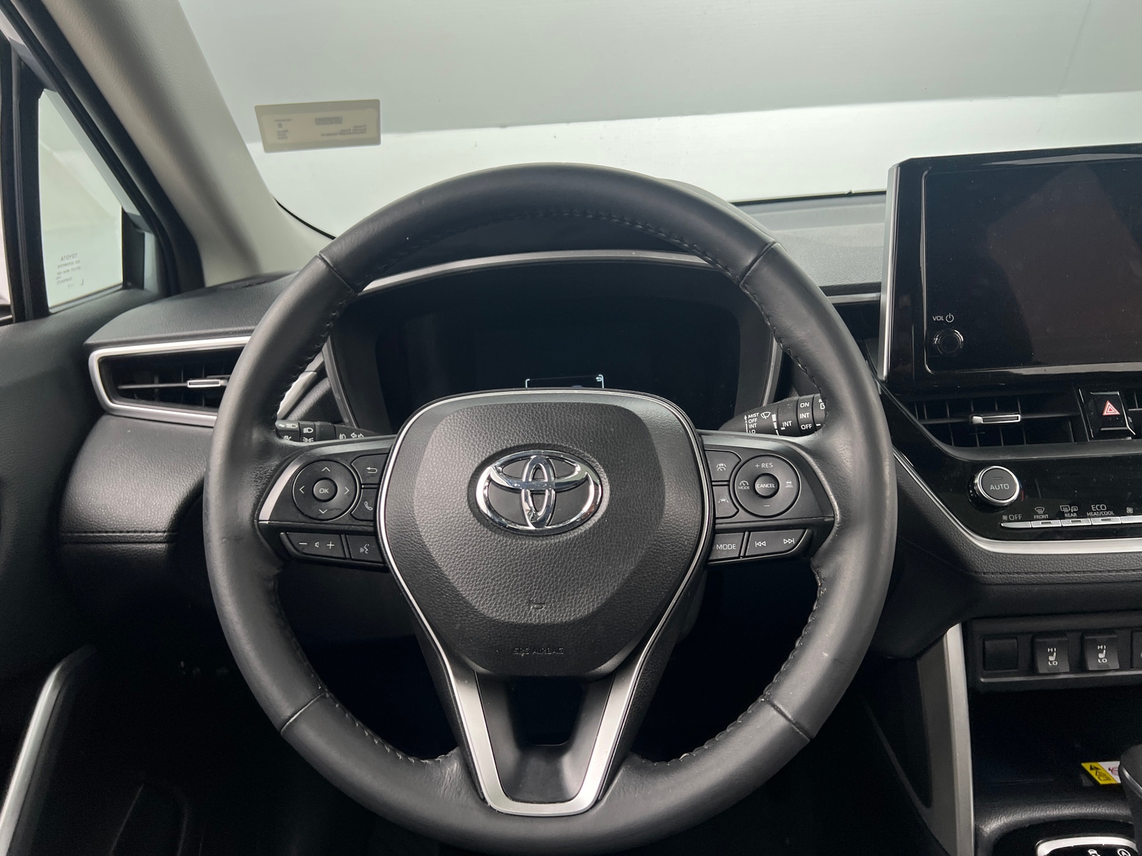 Thumbnail: 2023 Toyota Corolla Cross - 4