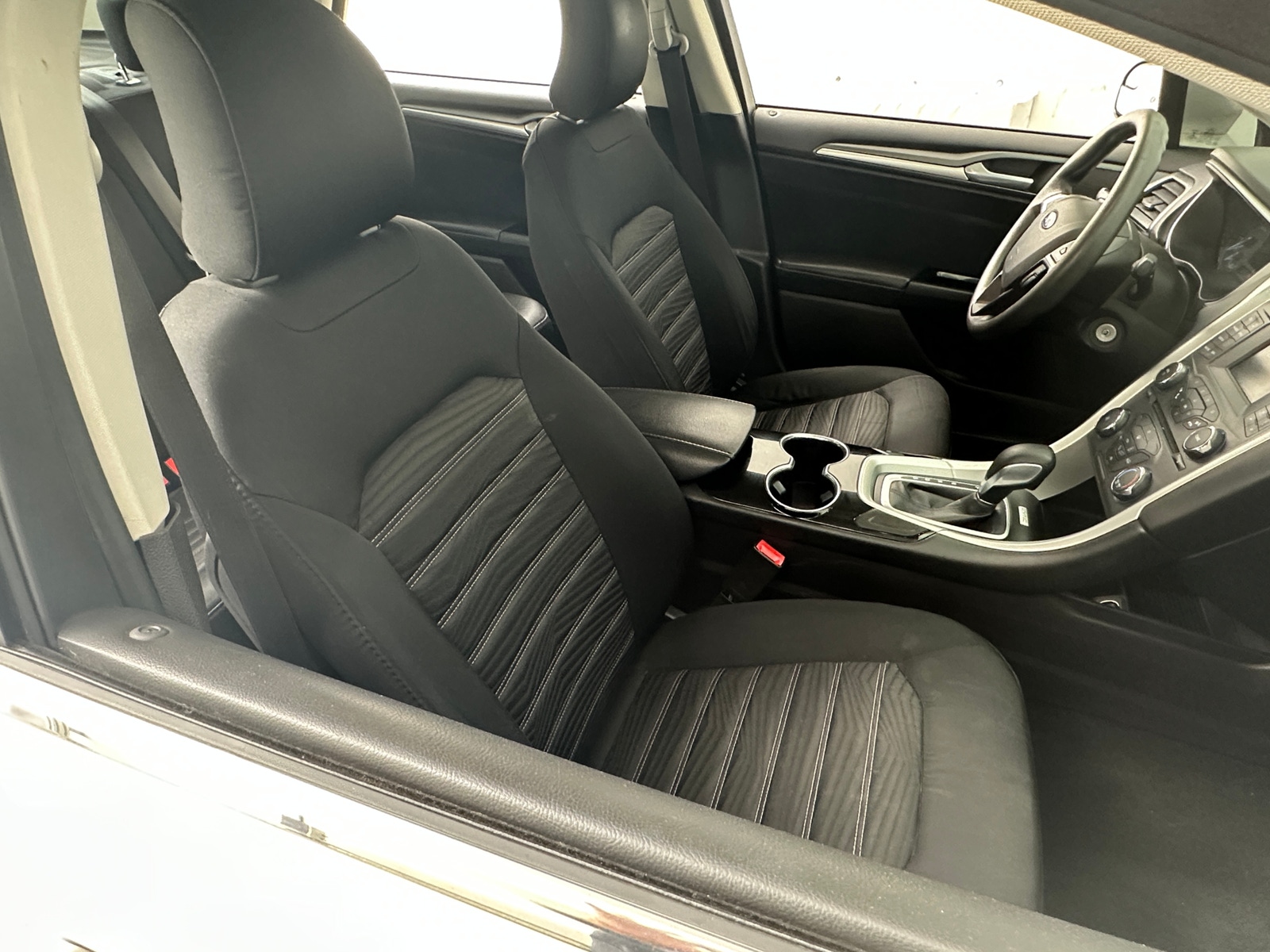 Thumbnail: 2016 Ford Fusion - 2
