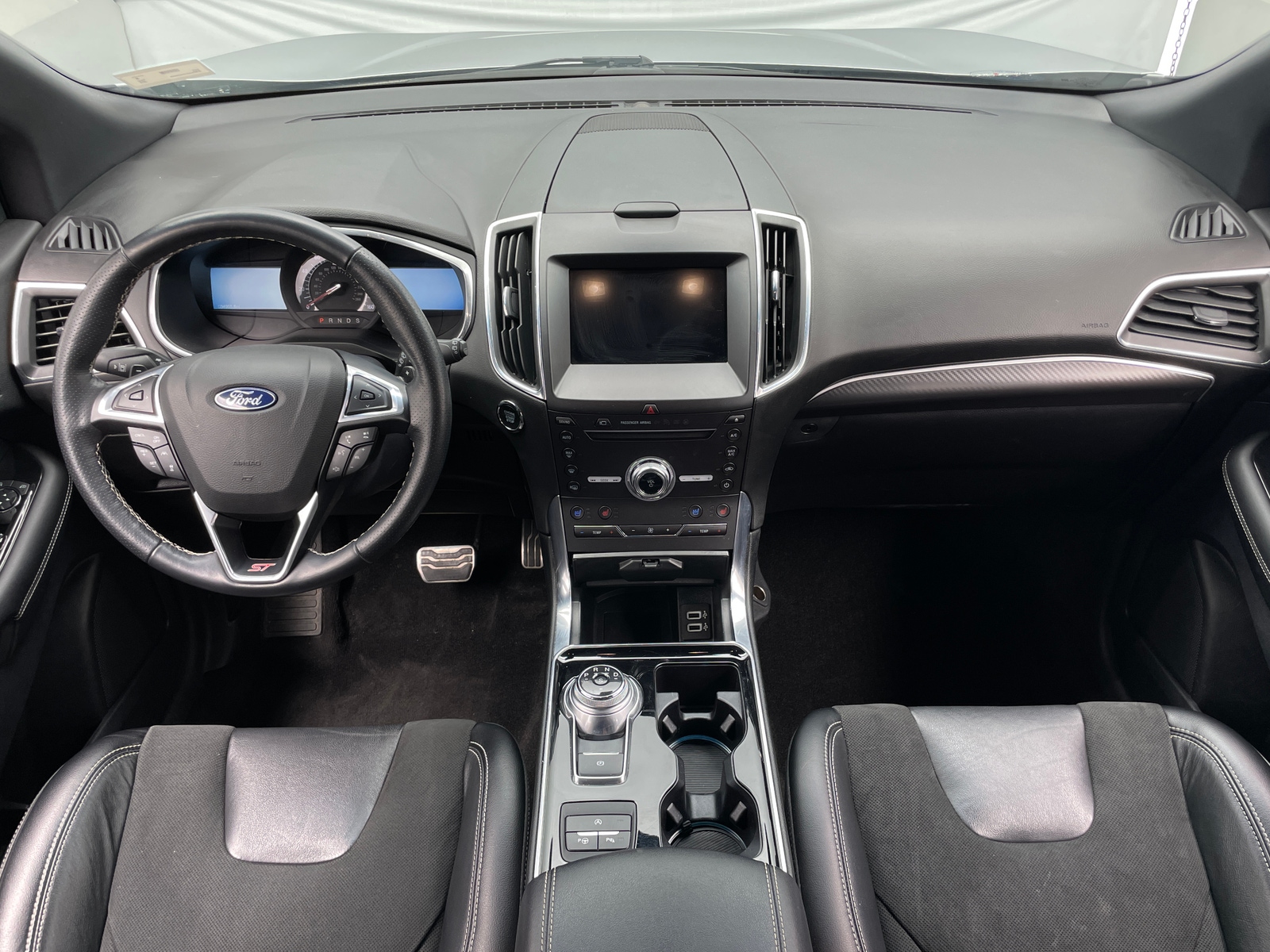 Thumbnail: 2019 Ford Edge - 2
