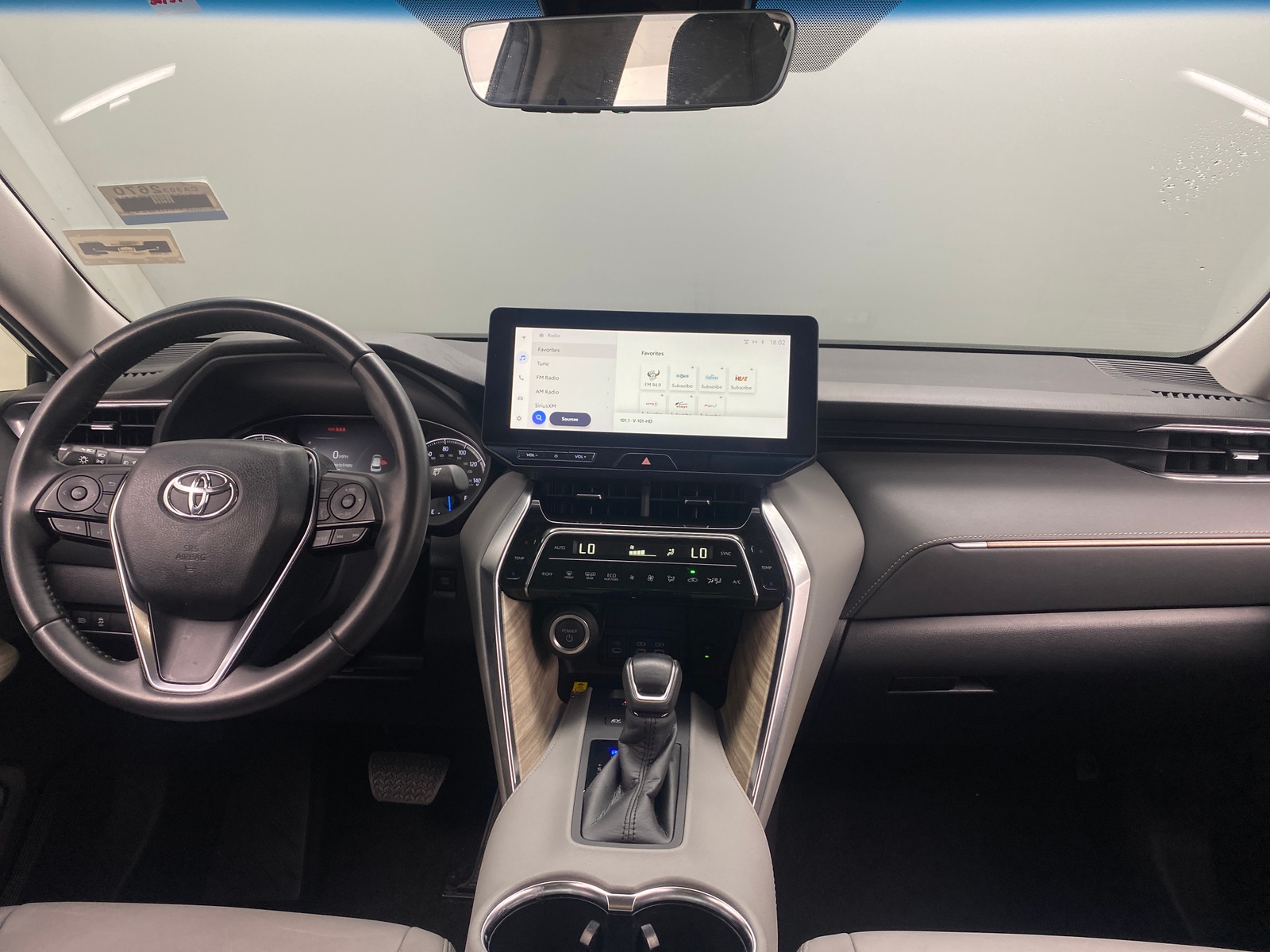 Thumbnail: 2023 Toyota Venza - 2