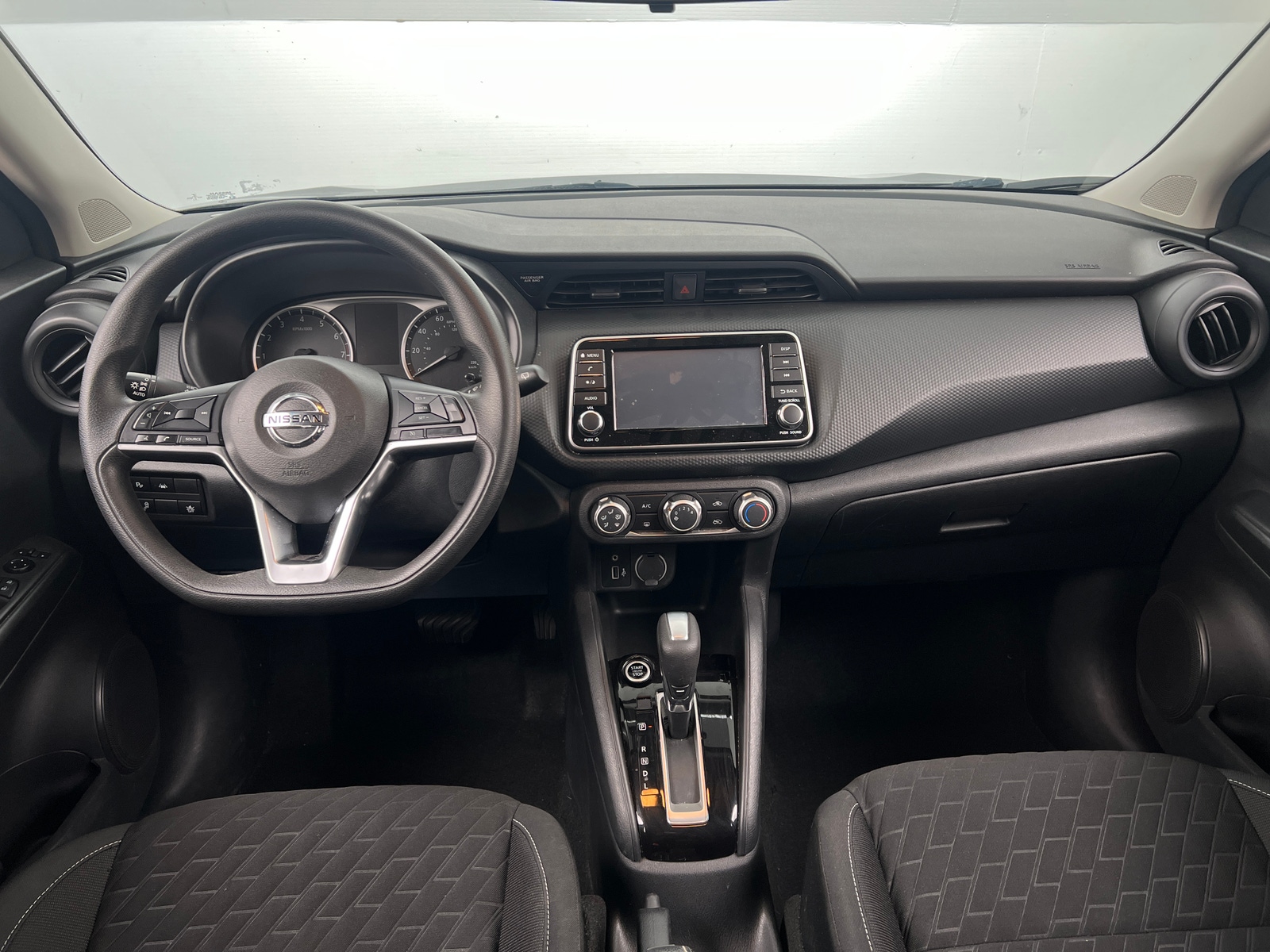 Thumbnail: 2021 Nissan Kicks - 3