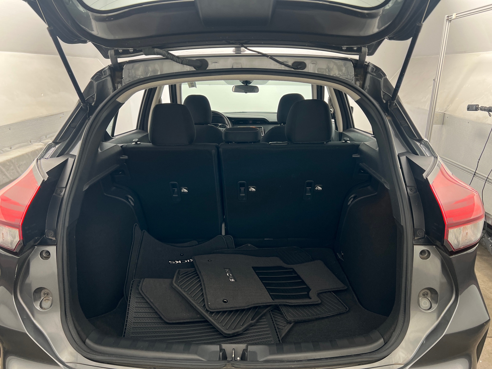 Thumbnail: 2021 Nissan Kicks - 7