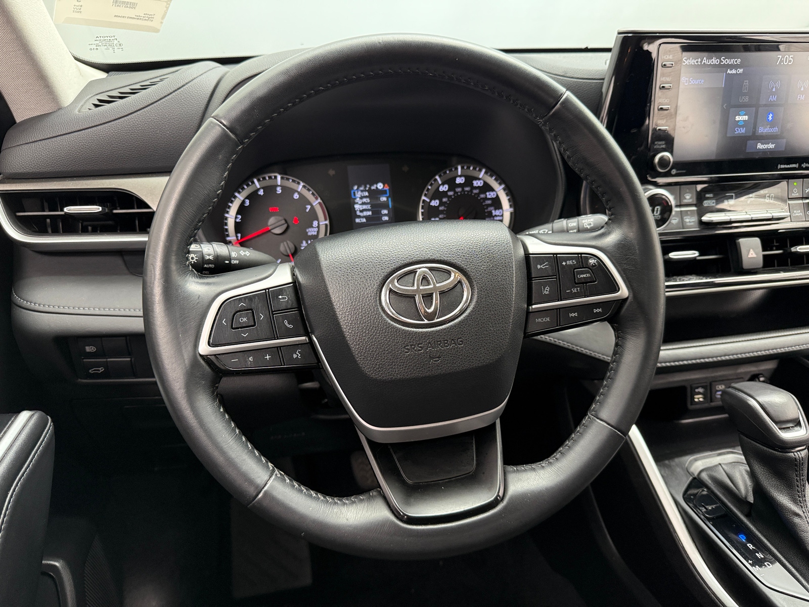 Thumbnail: 2022 Toyota Highlander - 5