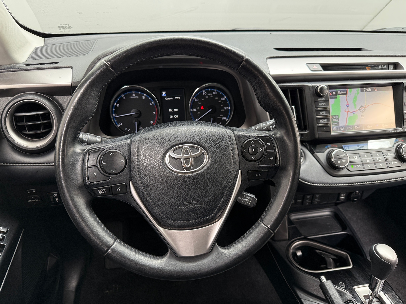Thumbnail: 2018 Toyota RAV4 - 4