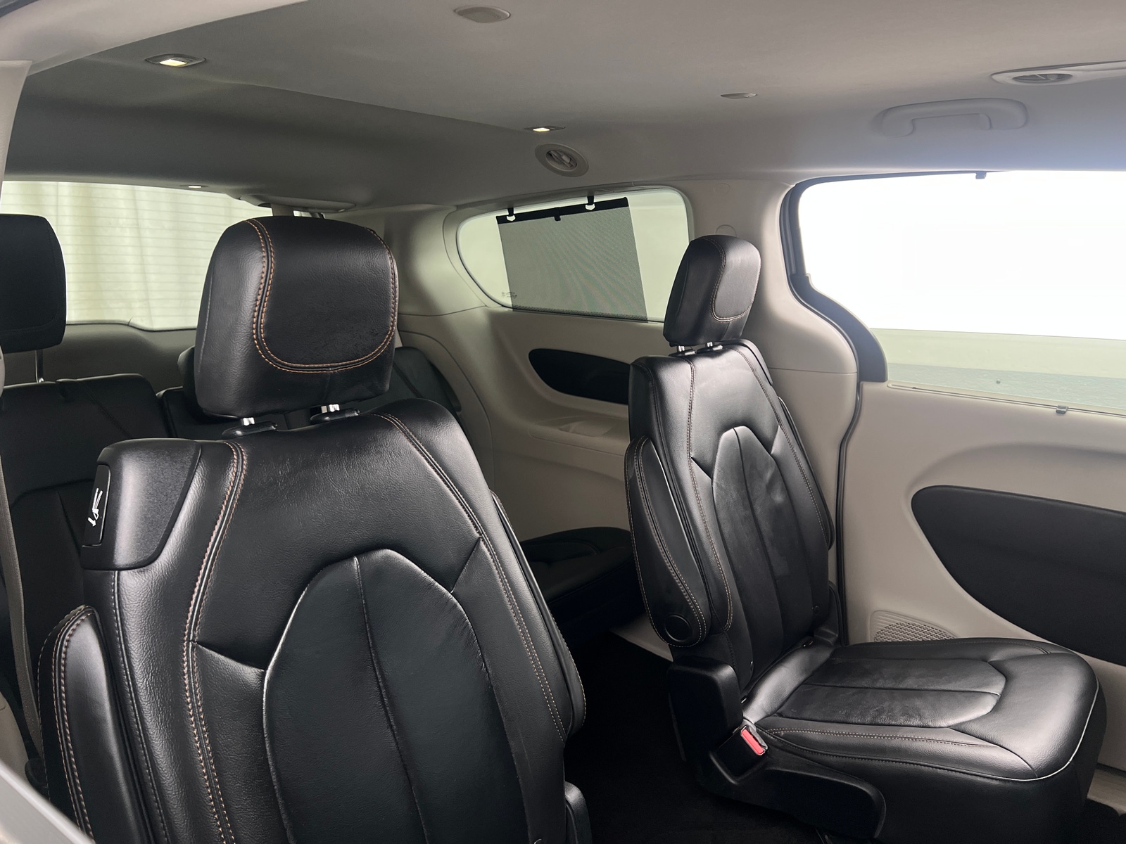 Thumbnail: 2017 Chrysler Pacifica - 5