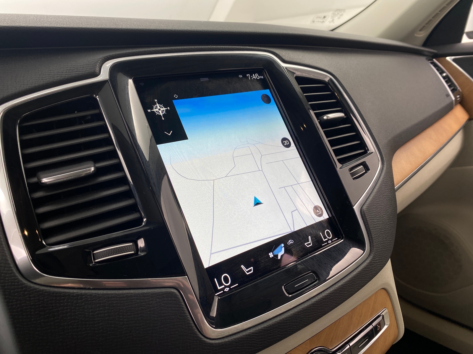 Thumbnail: 2021 Volvo XC90 - 3