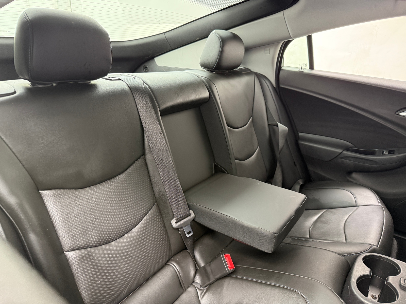 Thumbnail: 2018 Chevrolet Volt - 5