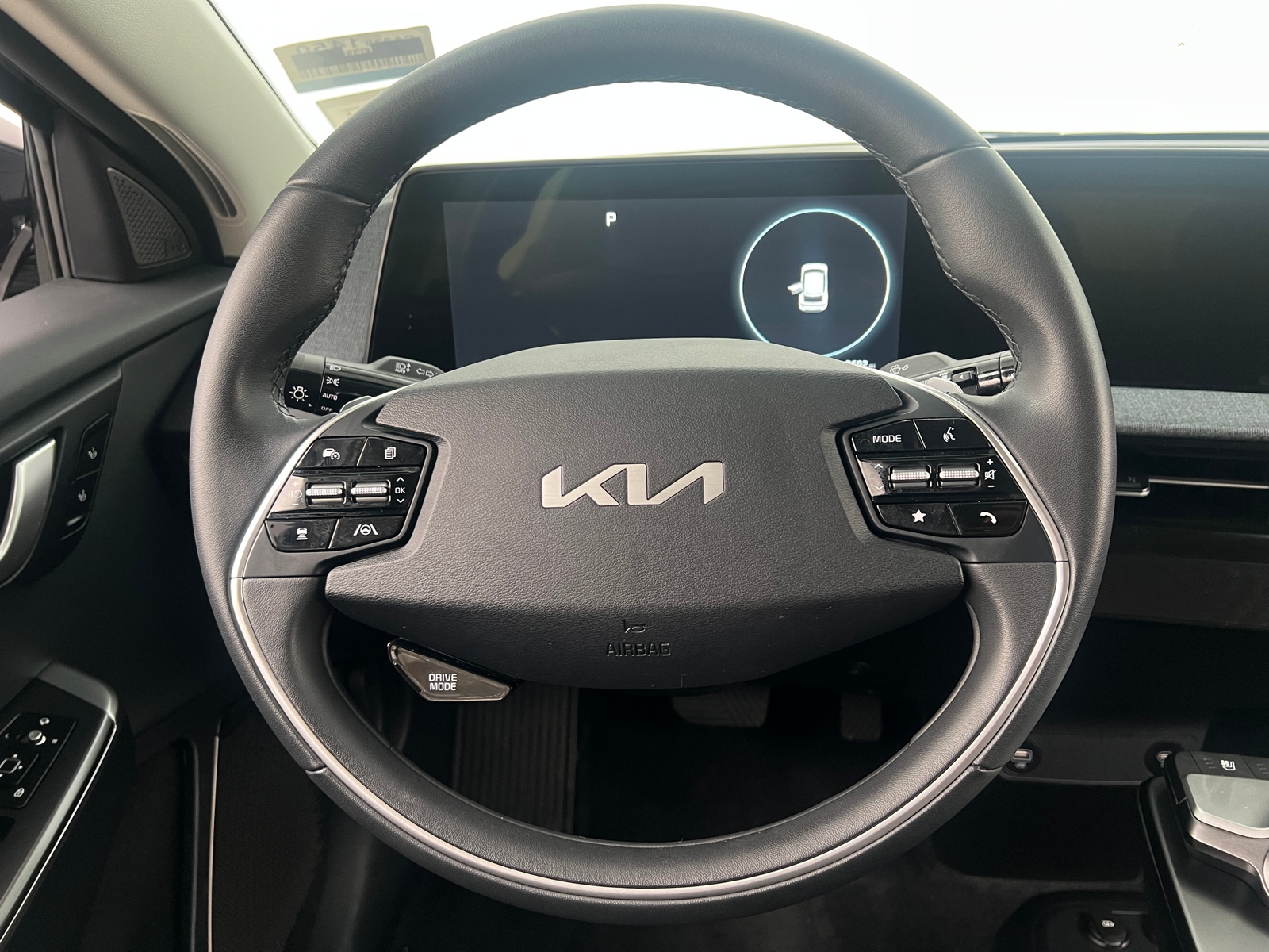 Thumbnail: 2024 Kia EV6 - 4