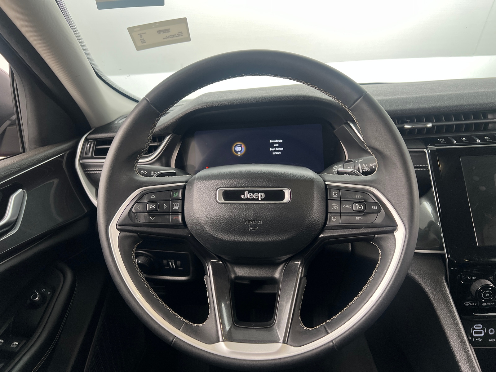 Thumbnail: 2023 Jeep Grand Cherokee L - 5