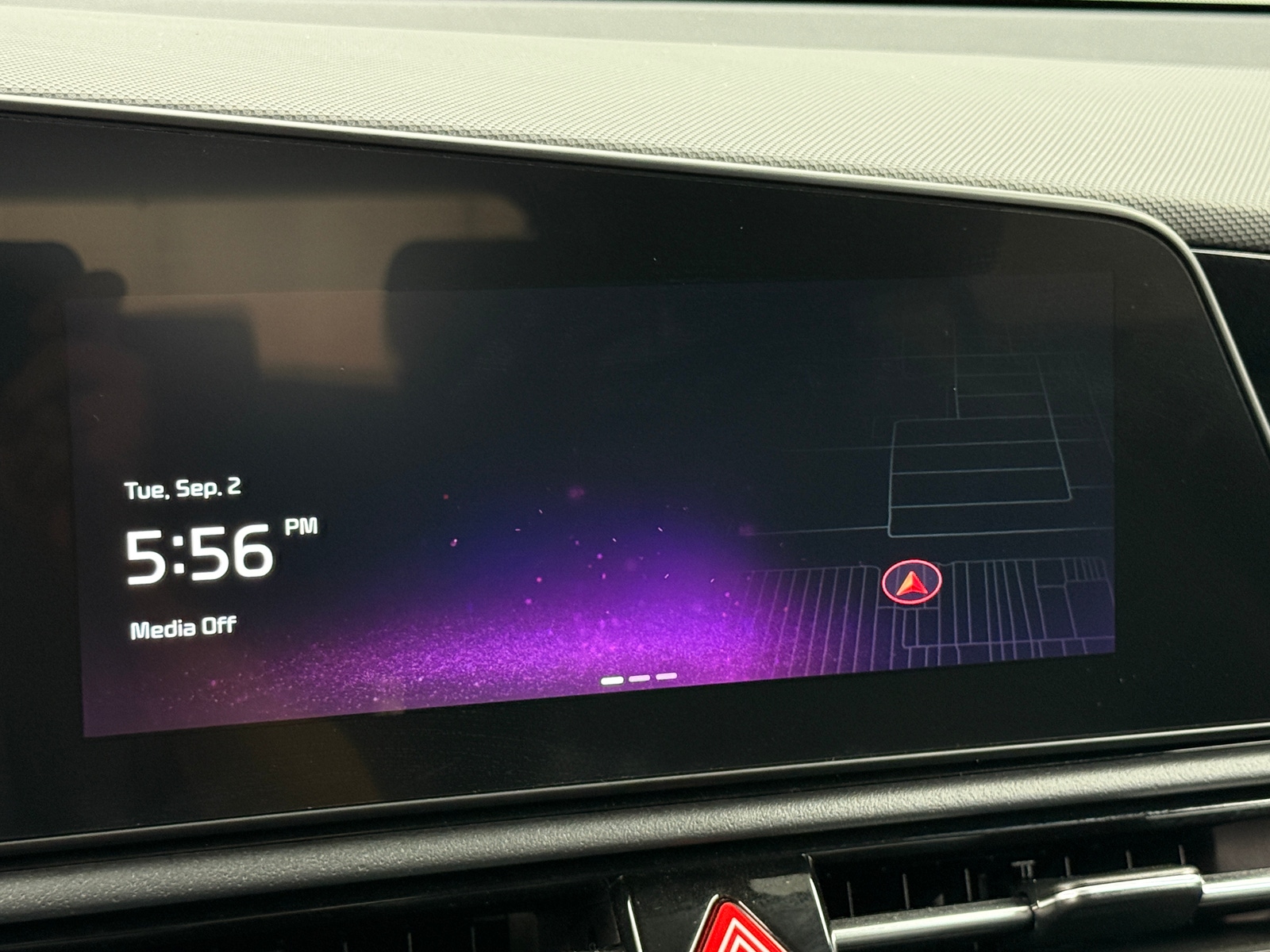 Thumbnail: 2024 Kia Niro - 3