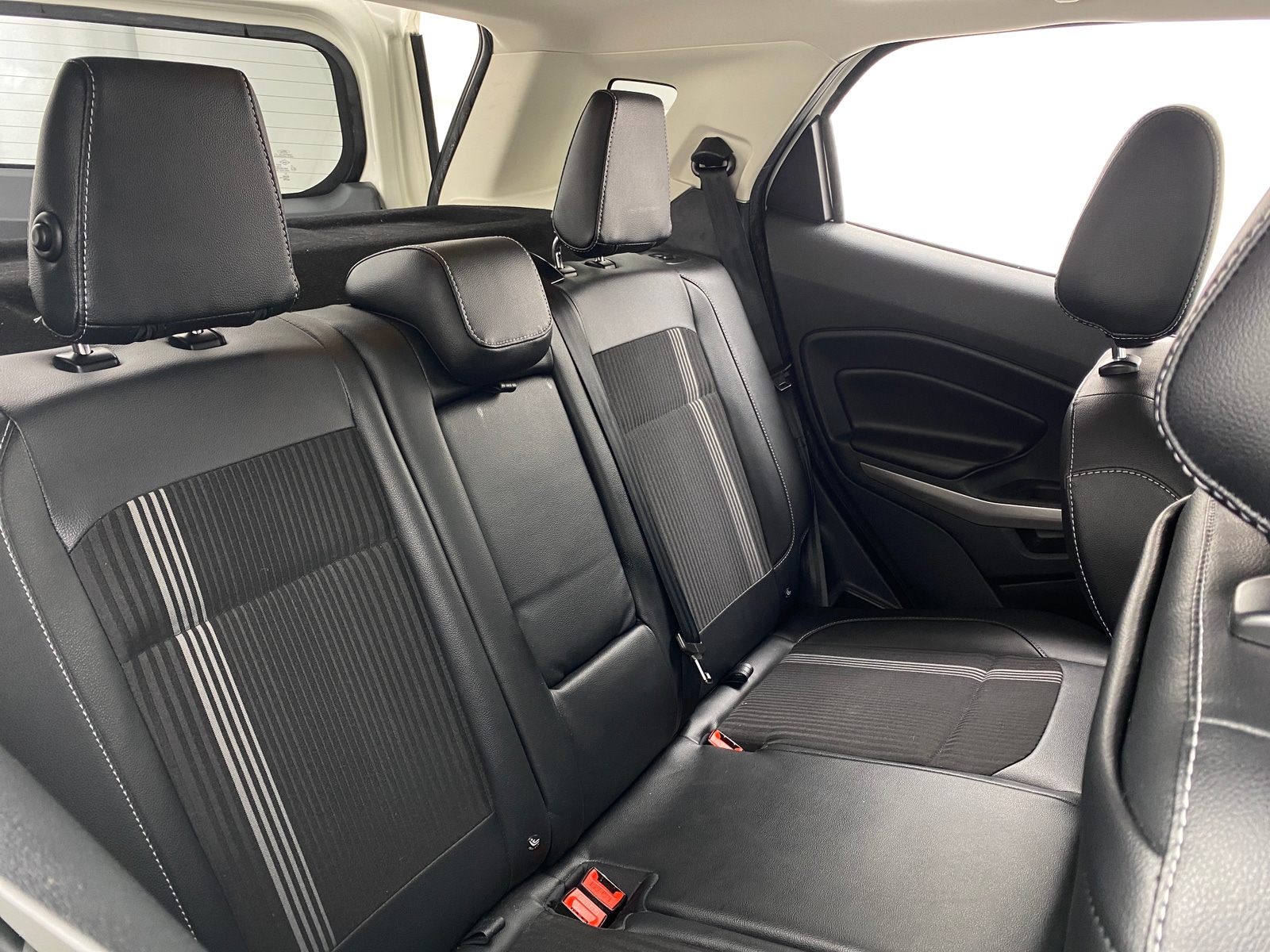 Thumbnail: 2019 Ford EcoSport - 5