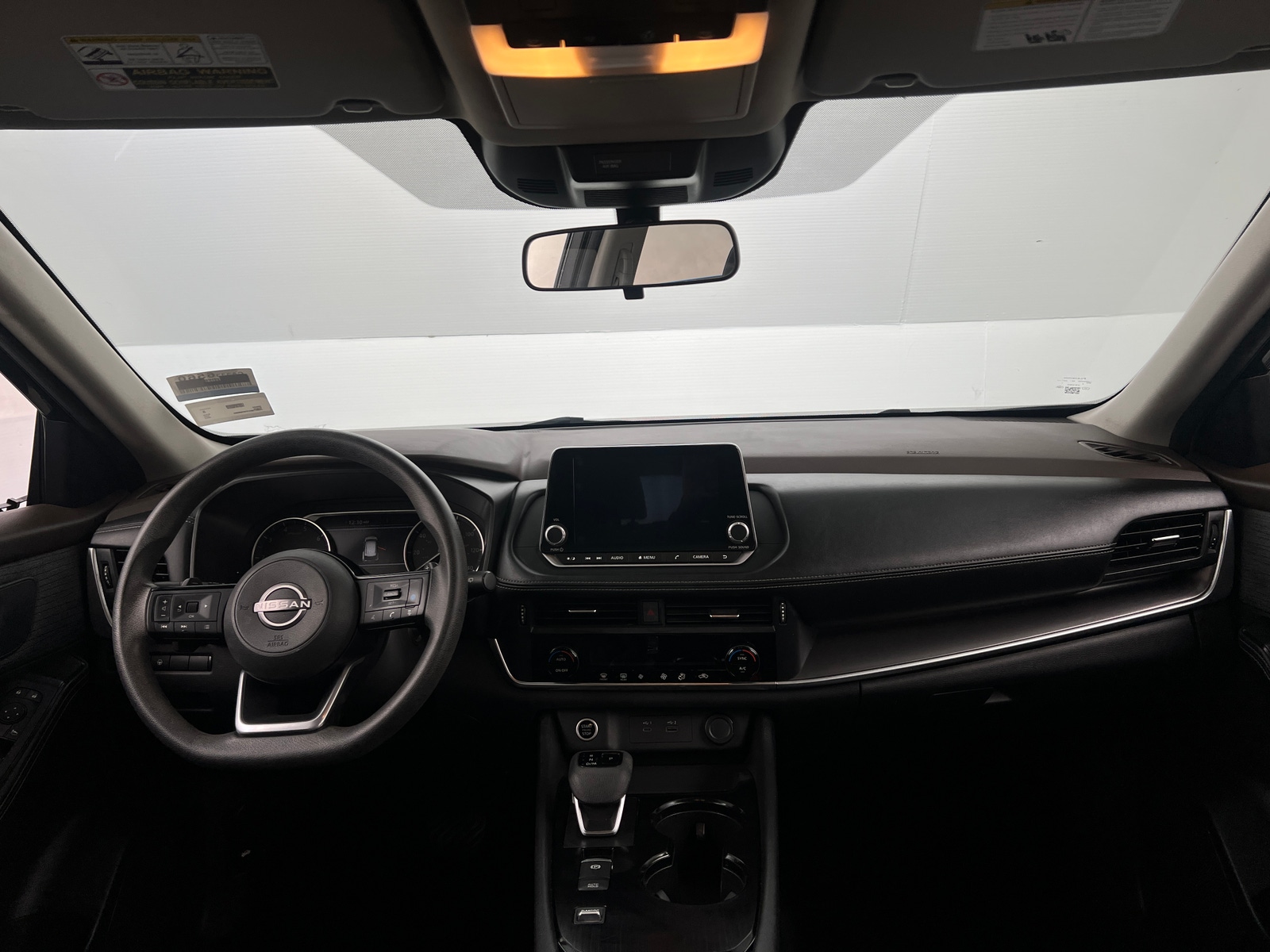 Thumbnail: 2023 Nissan Rogue - 3