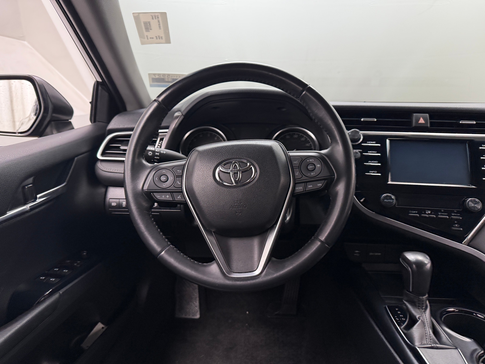 Thumbnail: 2018 Toyota Camry - 5