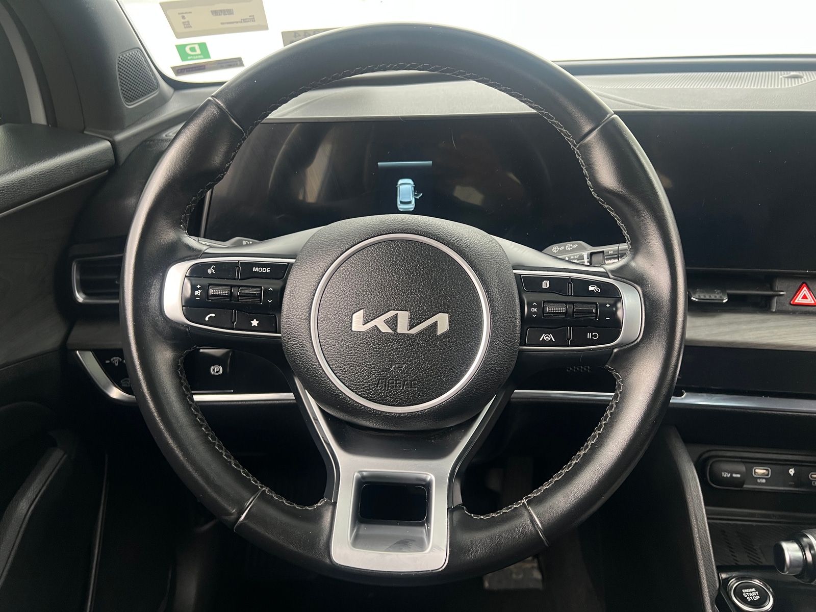 Thumbnail: 2023 Kia Sportage - 4