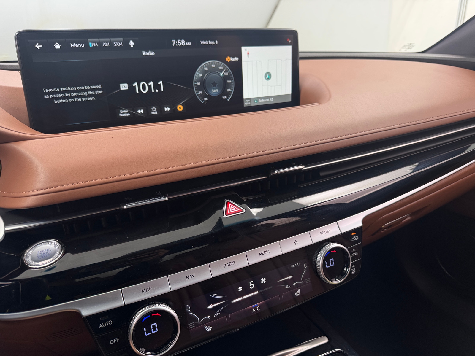 Thumbnail: 2022 Genesis G80 - 3