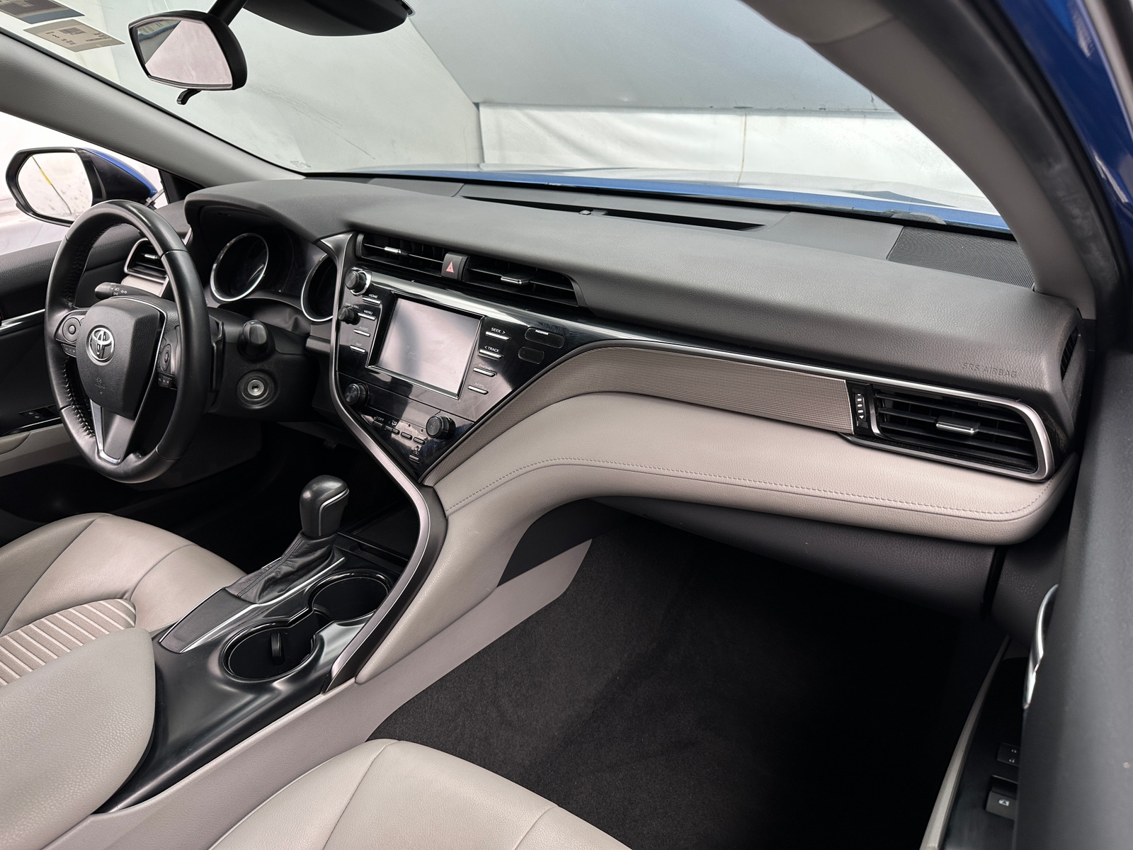 Thumbnail: 2019 Toyota Camry - 3