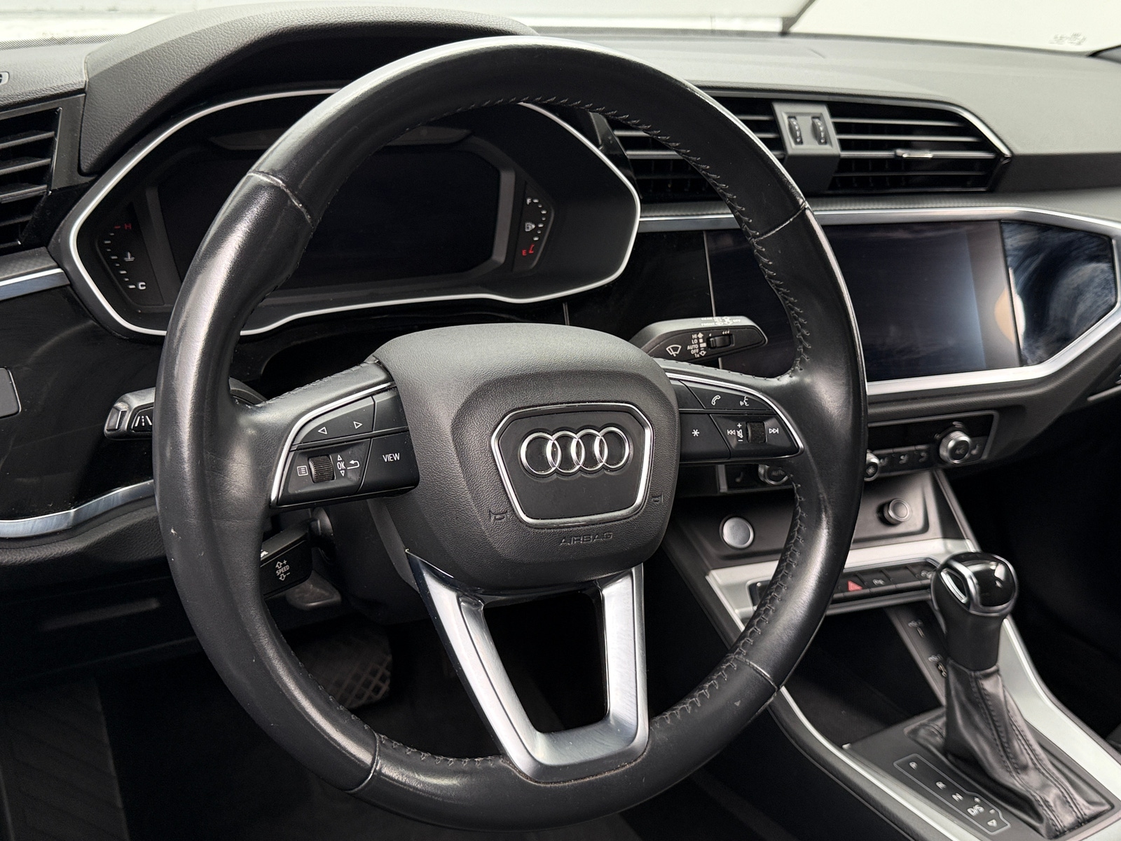 Thumbnail: 2020 Audi Q3 - 4