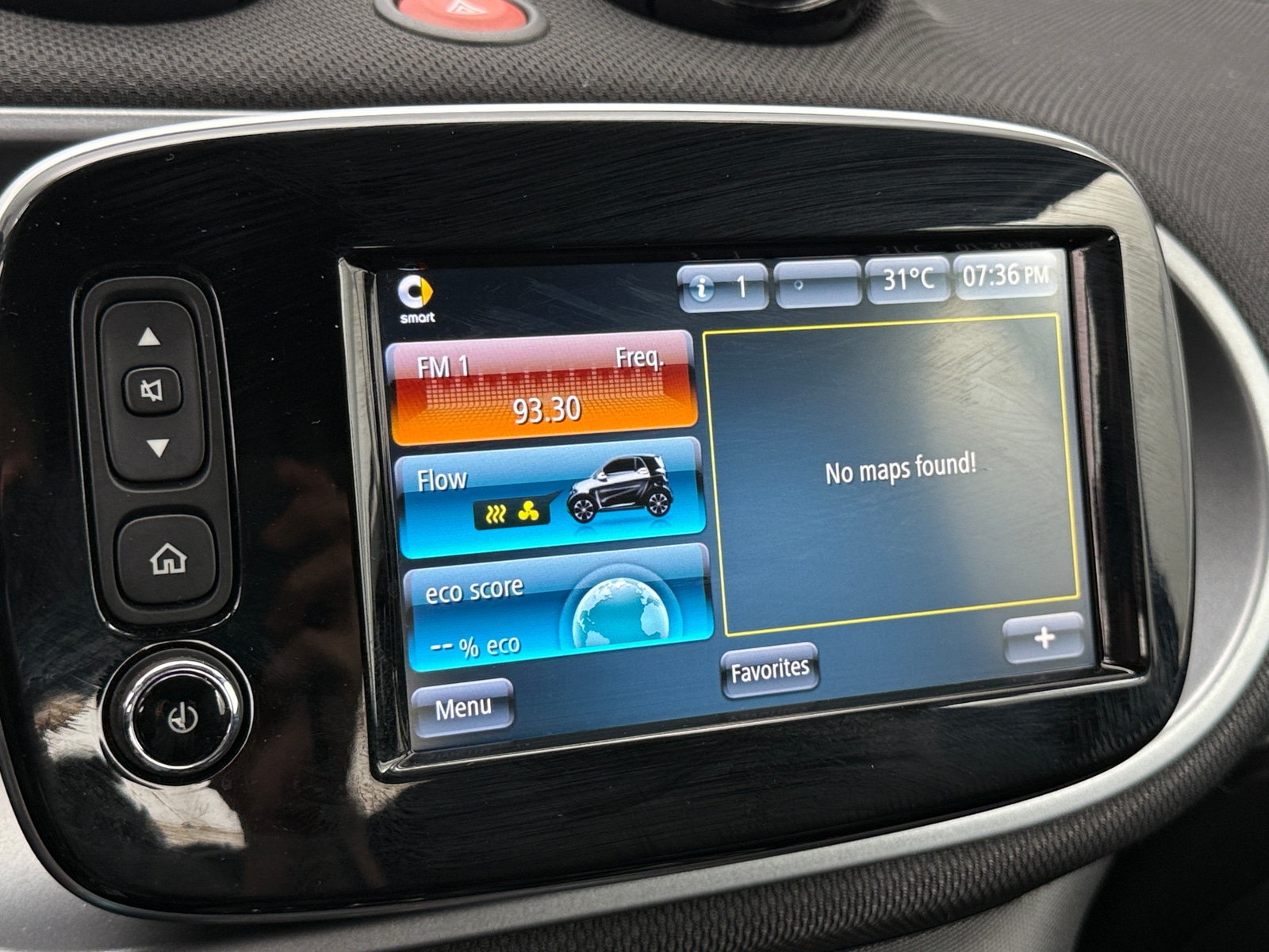 Thumbnail: 2018 smart fortwo - 4