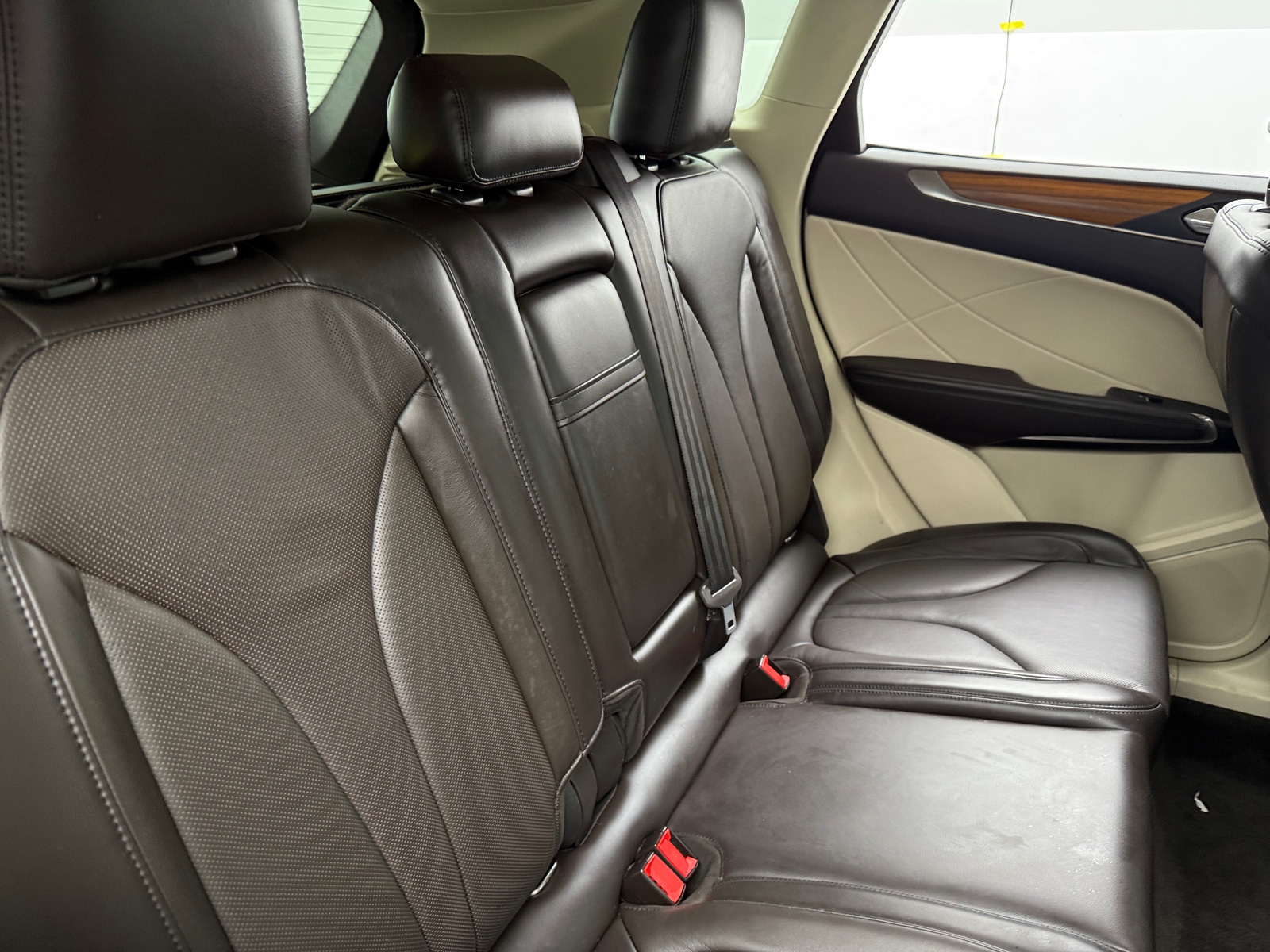 Thumbnail: 2016 Lincoln MKC - 5