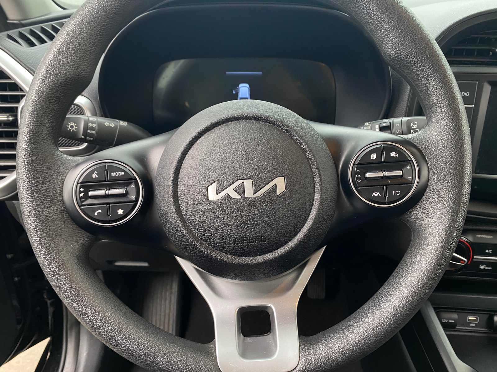 Thumbnail: 2024 Kia Soul - 5