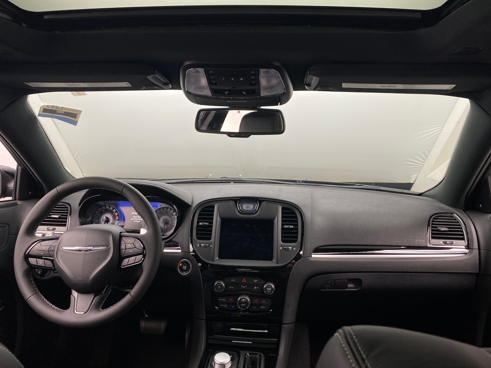 Thumbnail: 2022 Chrysler 300 - 2