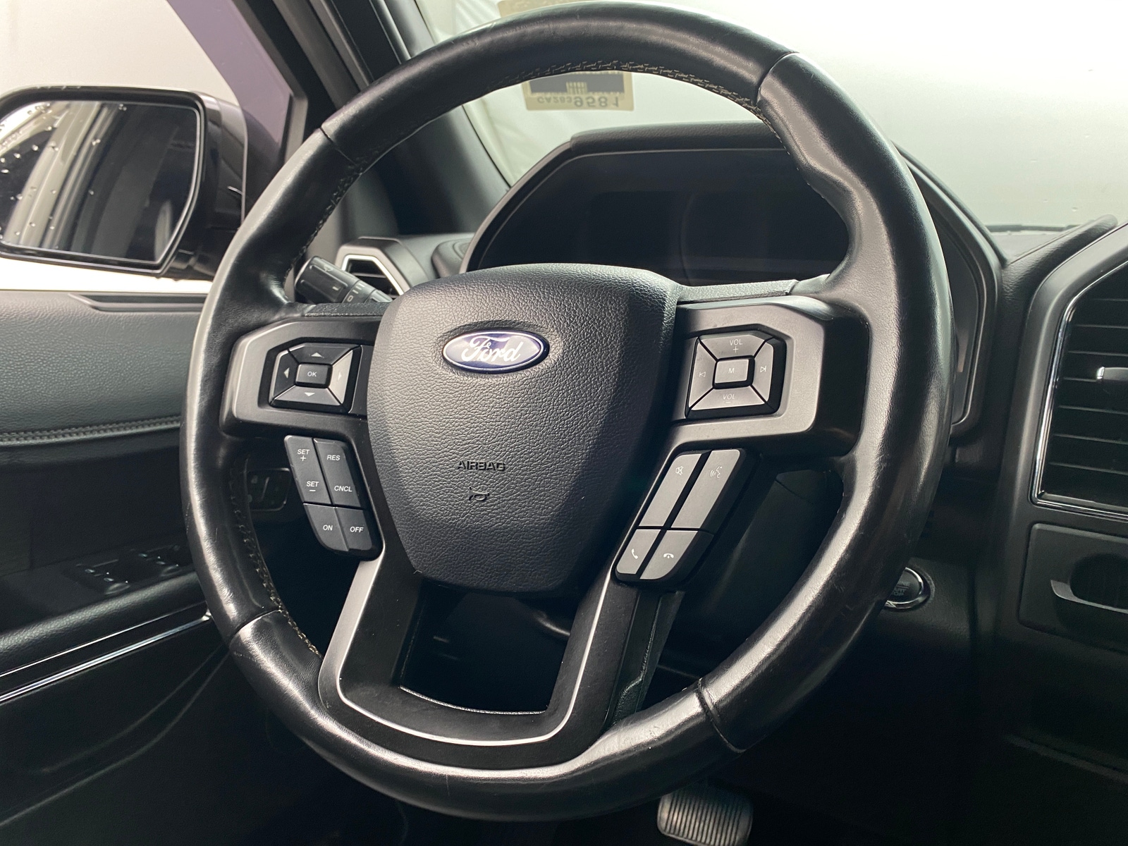 Thumbnail: 2019 Ford Expedition MAX - 4