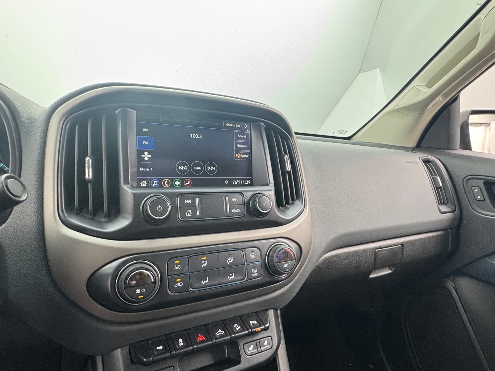 Thumbnail: 2019 Chevrolet Colorado - 4