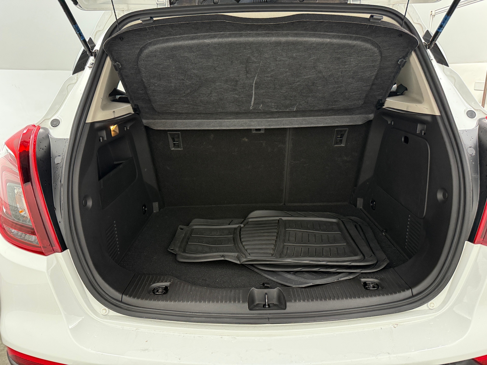 Thumbnail: 2021 Buick Encore - 7