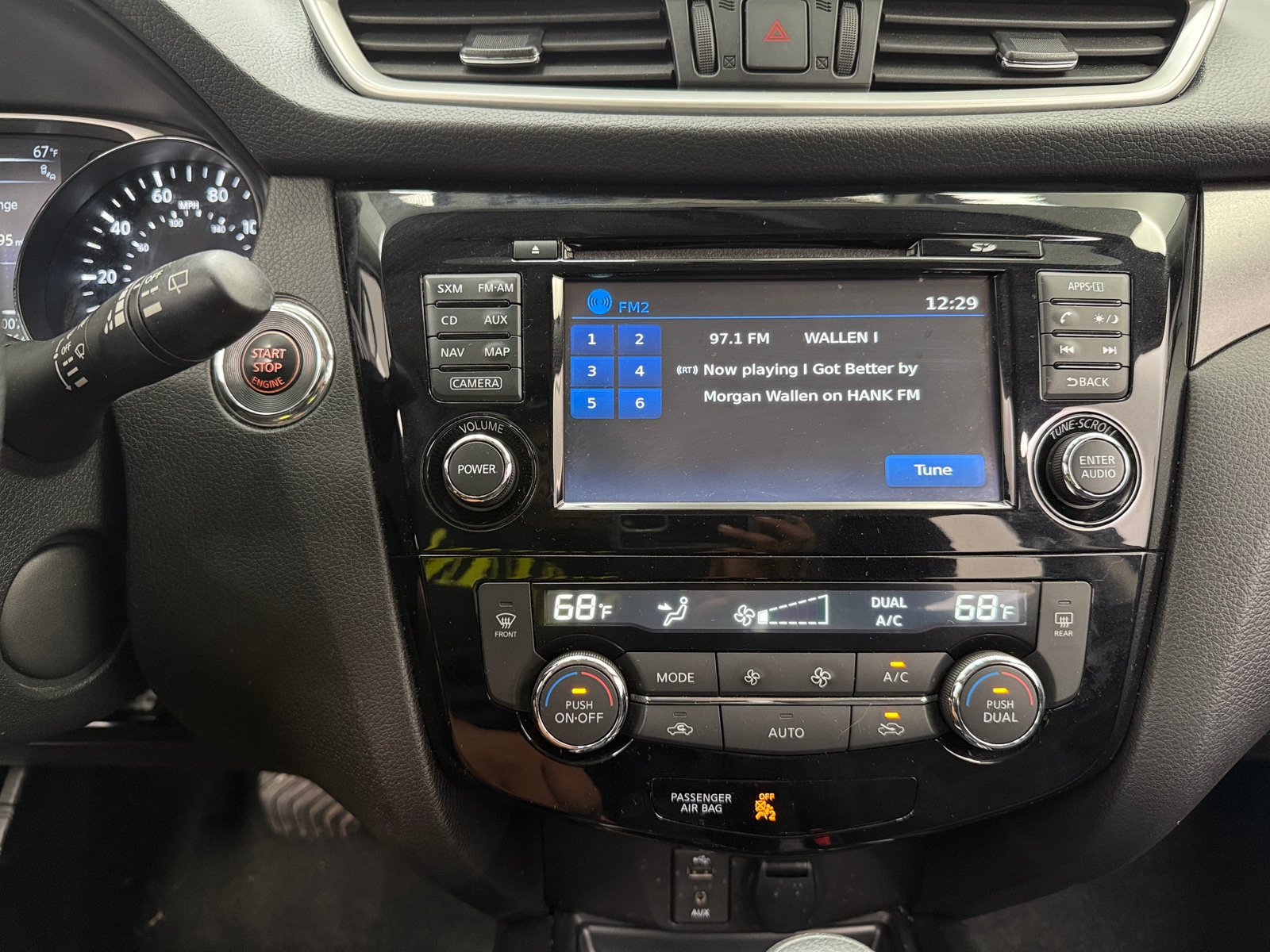 Thumbnail: 2016 Nissan Rogue - 4