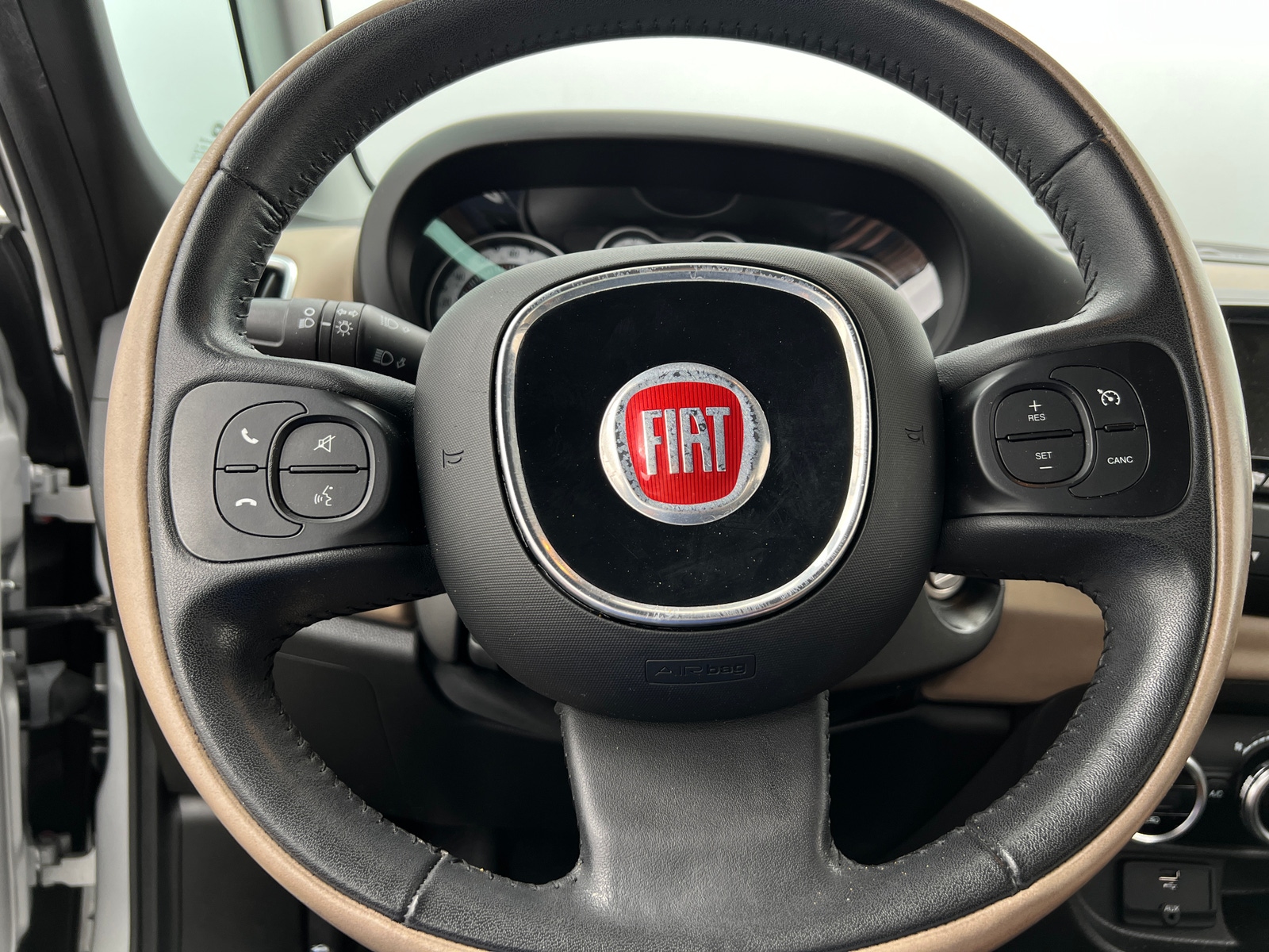 Thumbnail: 2015 Fiat 500L - 4