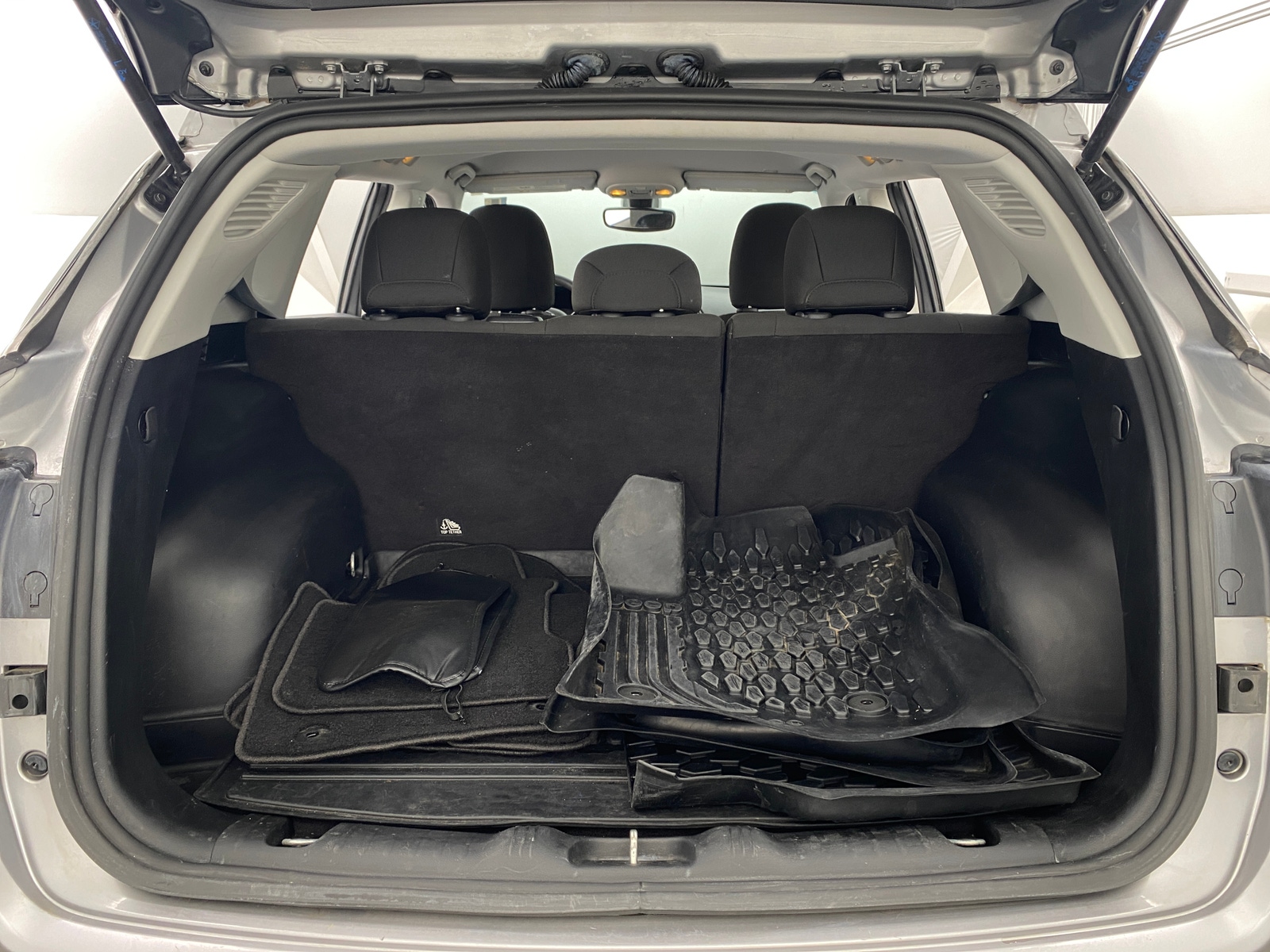Thumbnail: 2018 Jeep Compass - 7