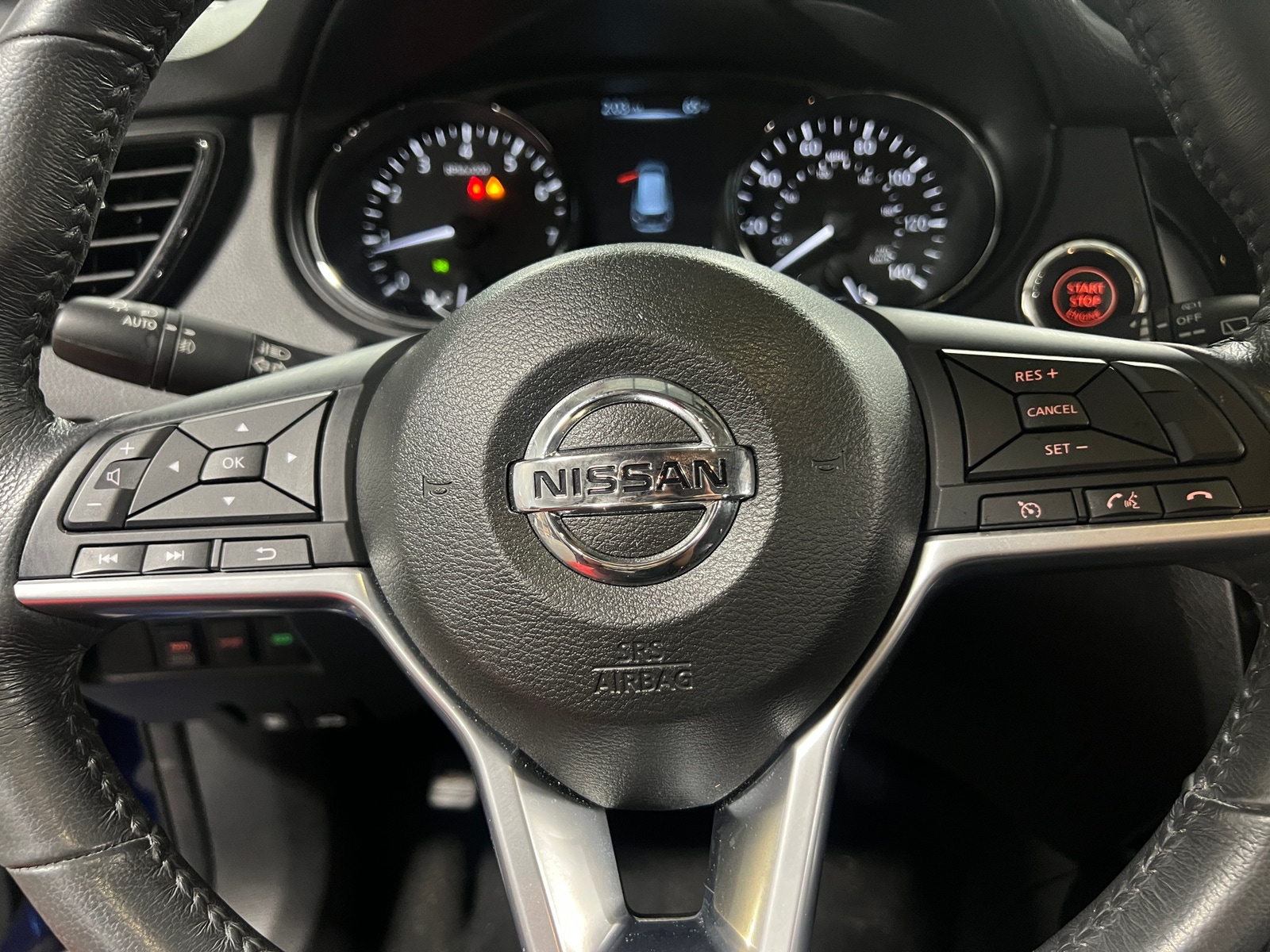 Thumbnail: 2017 Nissan Rogue - 5