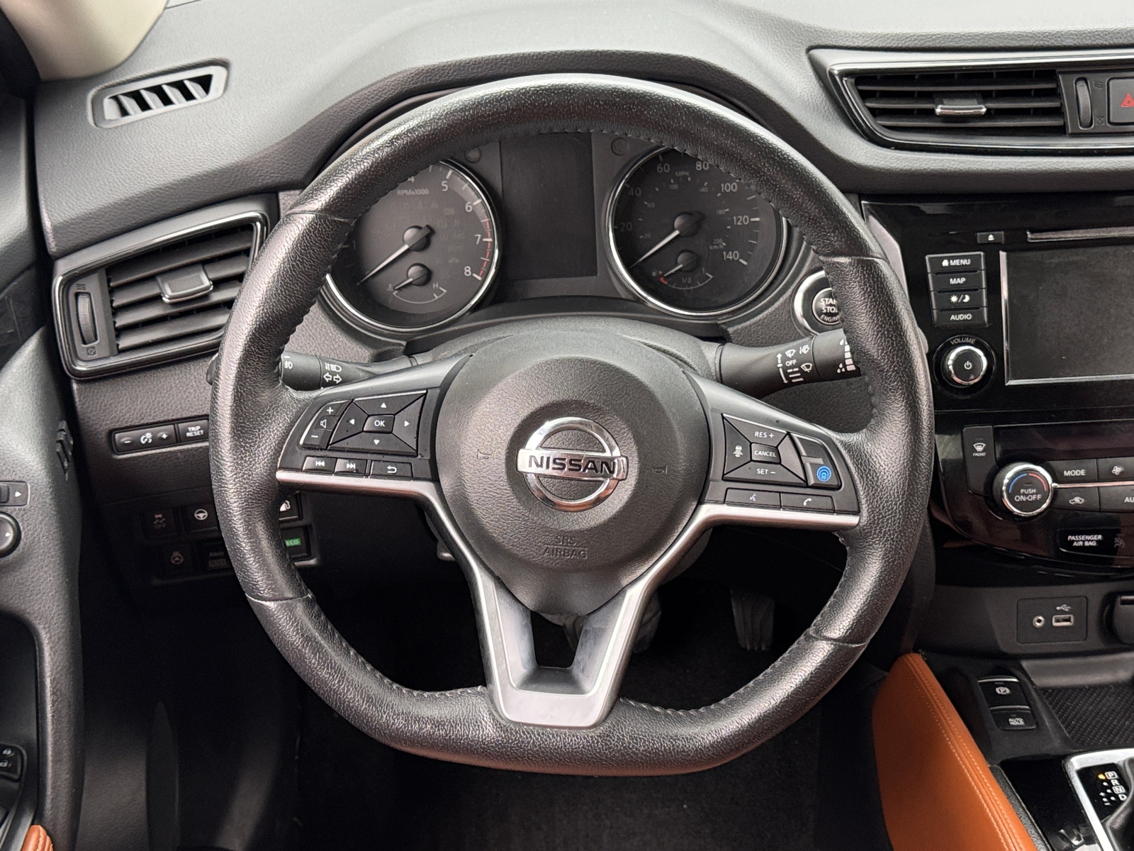 Thumbnail: 2019 Nissan Rogue - 4