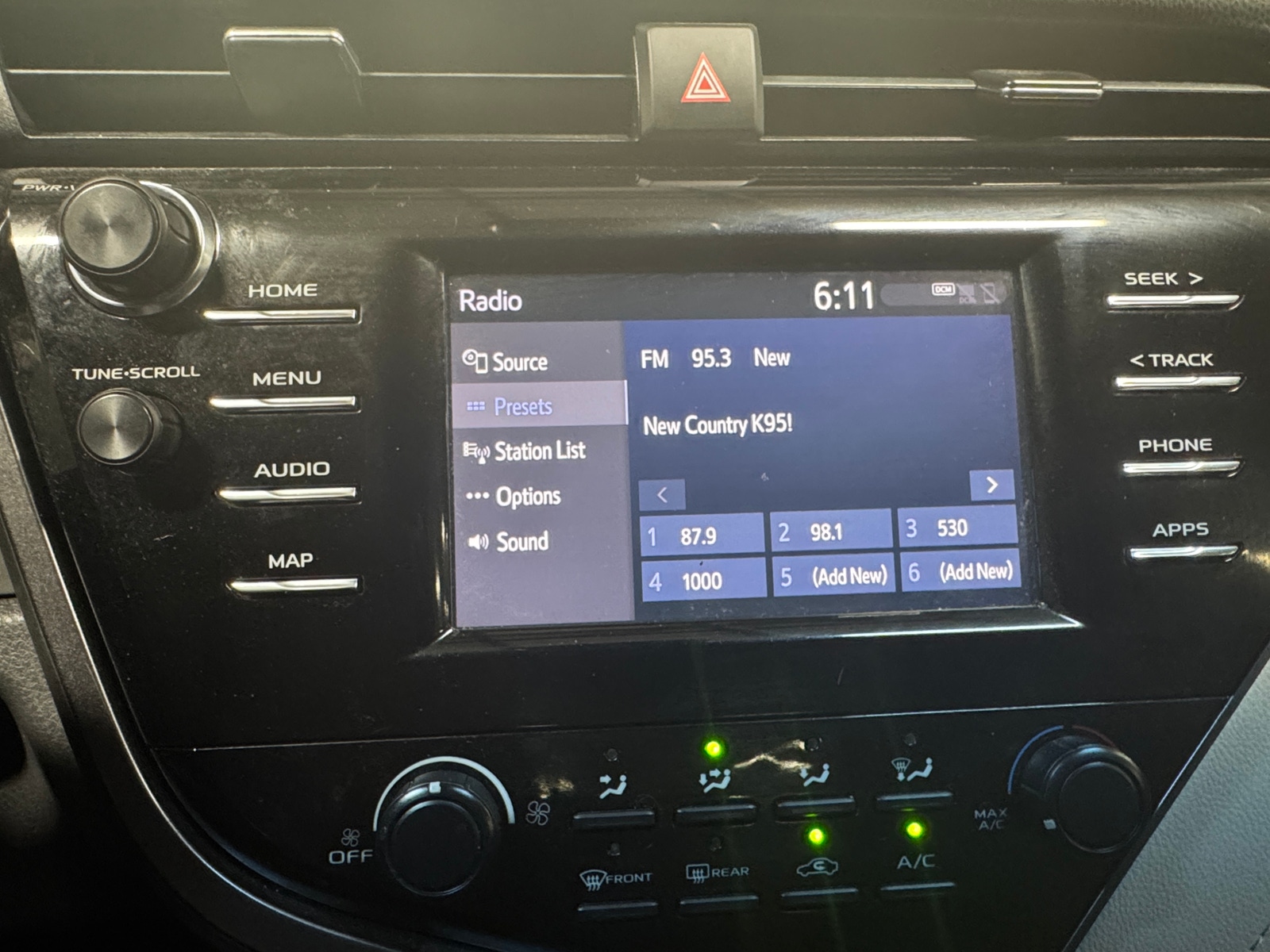 Thumbnail: 2019 Toyota Camry - 4