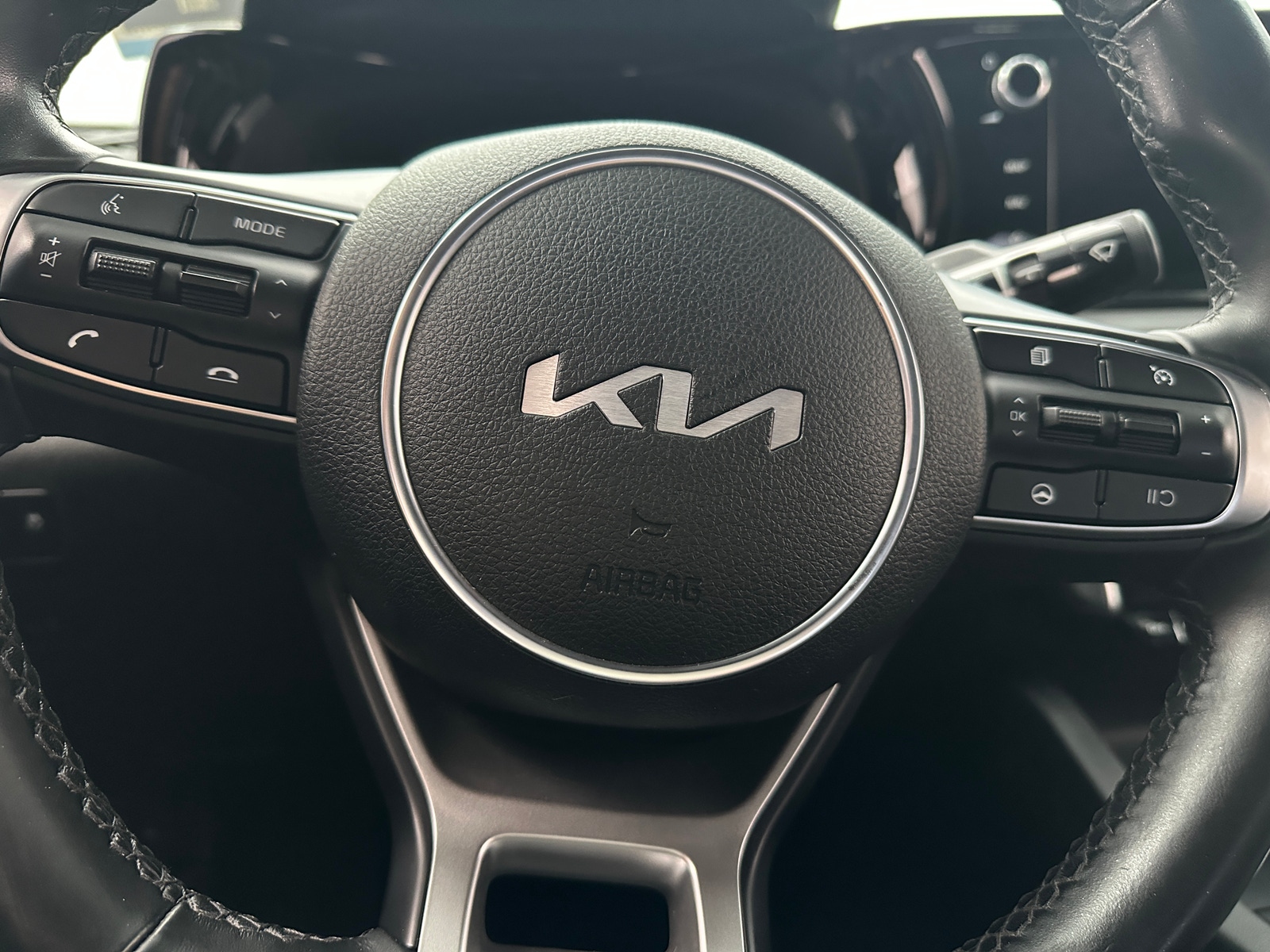 Thumbnail: 2022 Kia K5 - 4