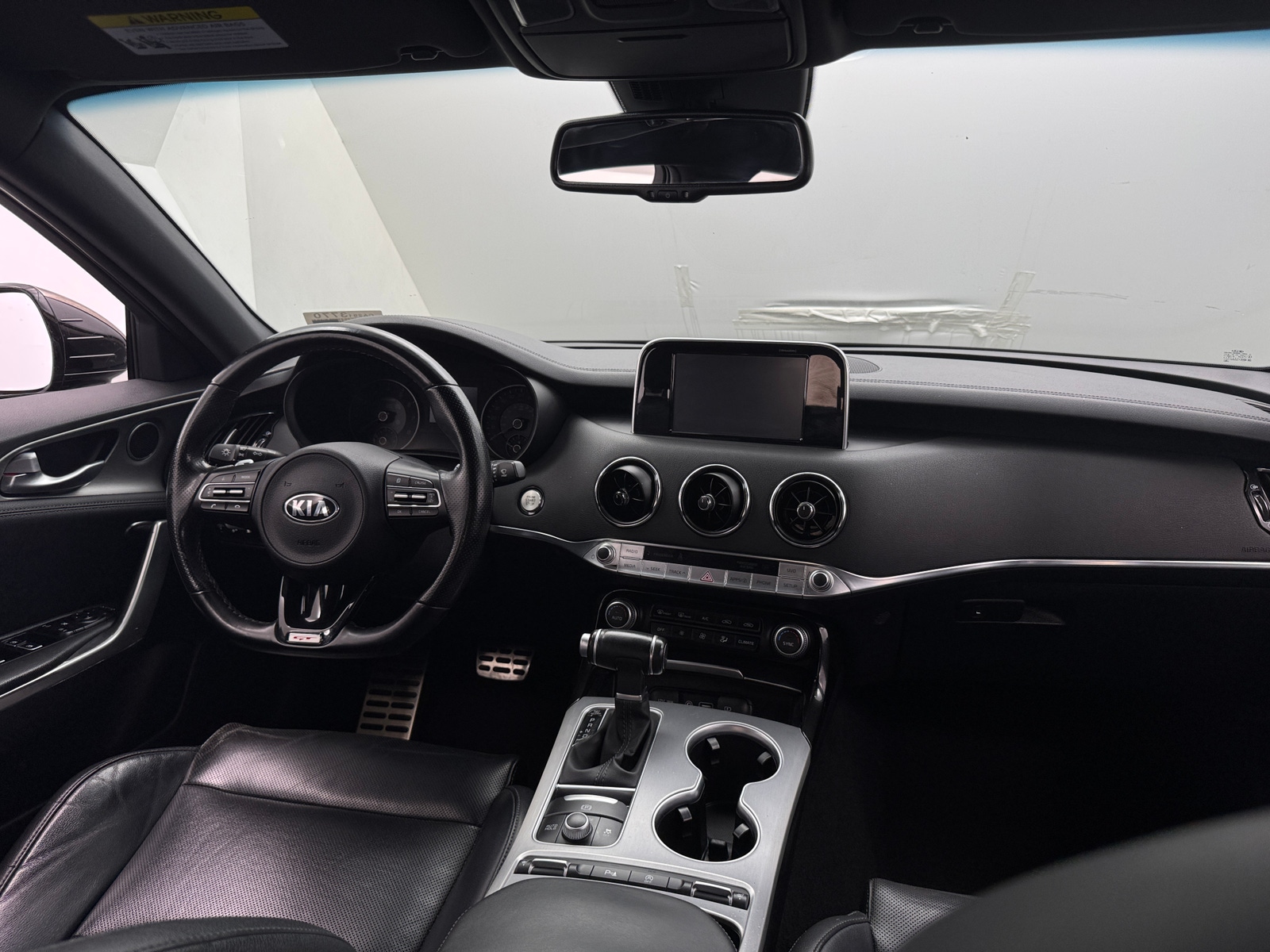 Thumbnail: 2019 Kia Stinger - 2