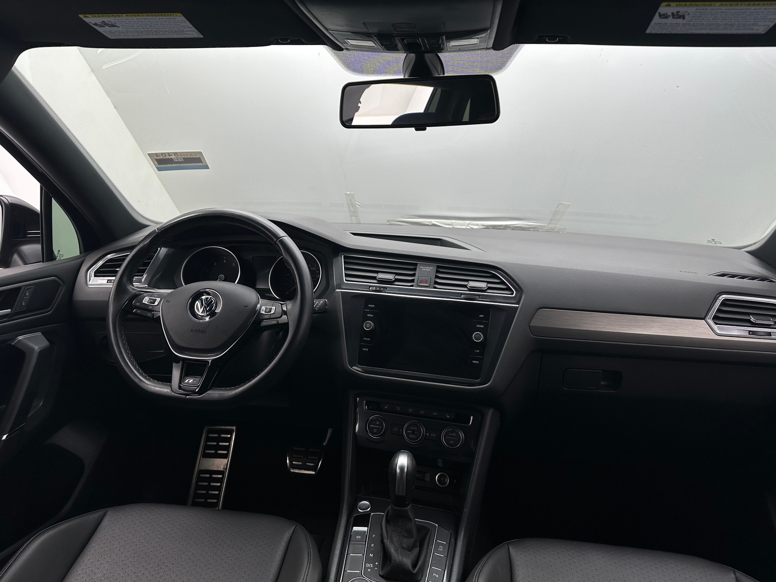 Thumbnail: 2020 Volkswagen Tiguan - 2