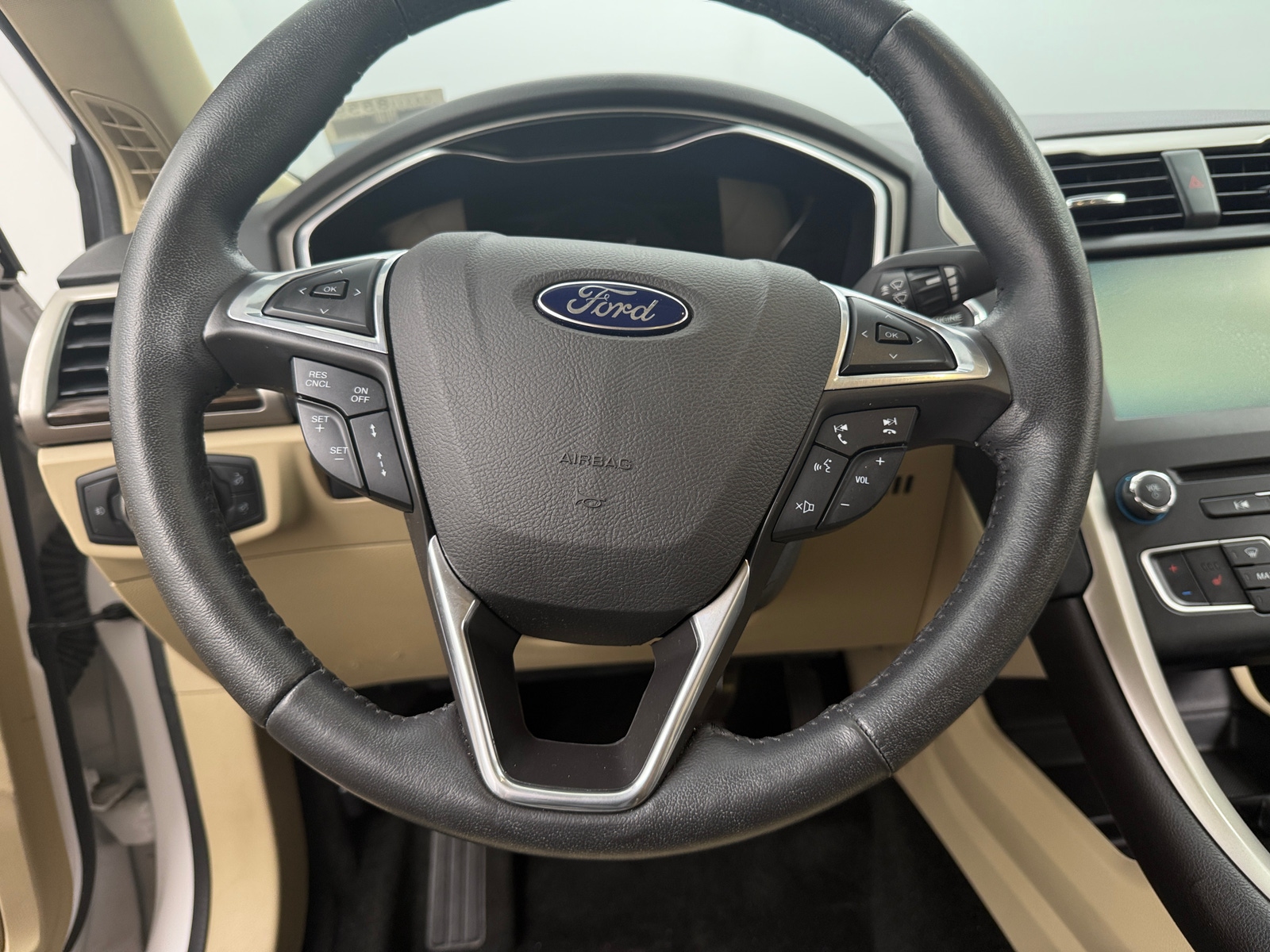 Thumbnail: 2016 Ford Fusion - 4