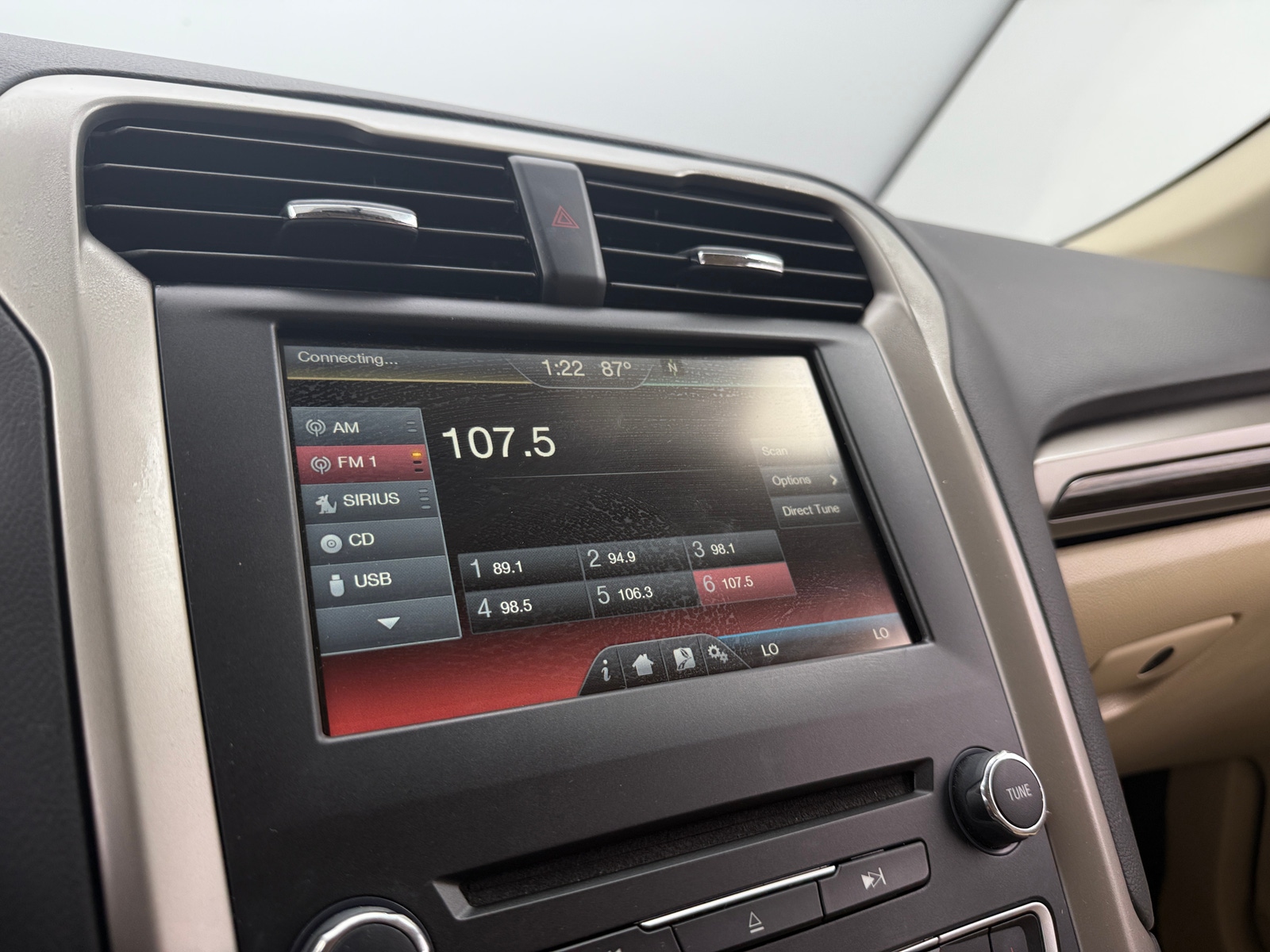 Thumbnail: 2016 Ford Fusion - 3