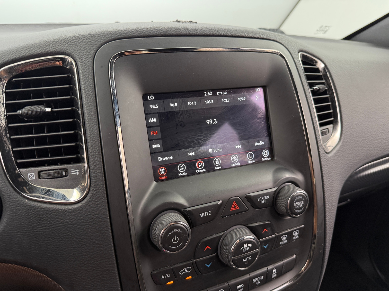 Thumbnail: 2019 Dodge Durango - 3