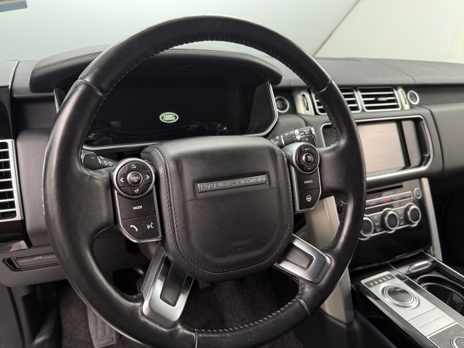 Thumbnail: 2014 Land Rover Range Rover - 4