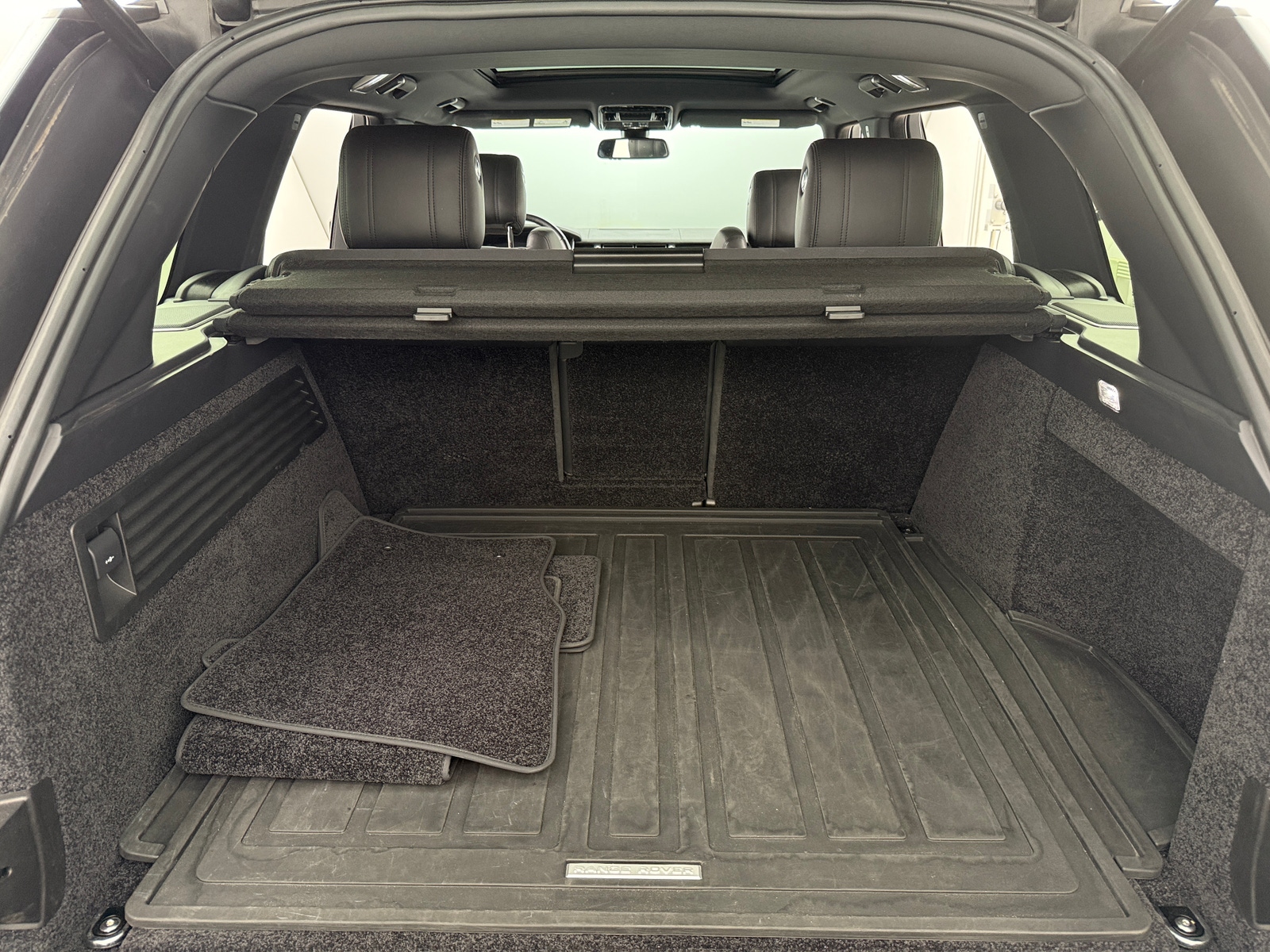 Thumbnail: 2014 Land Rover Range Rover - 6