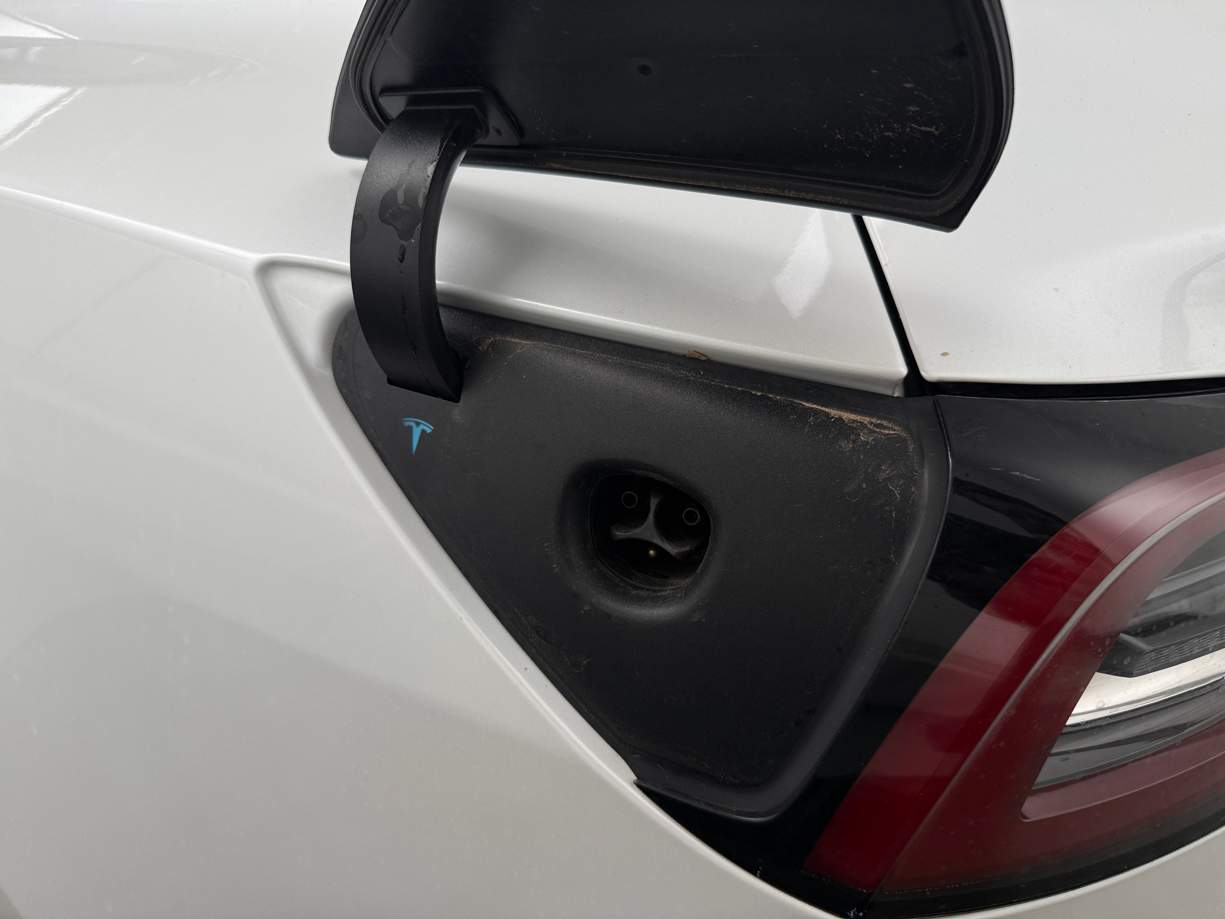 Used 2021 Tesla Model 3 Base with VIN 5YJ3E1EA6MF870431 for sale in Oak Creek, WI